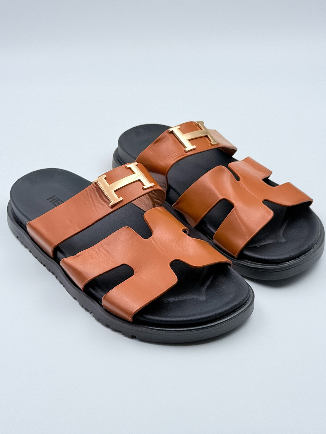 Женские тапочки hermes - 