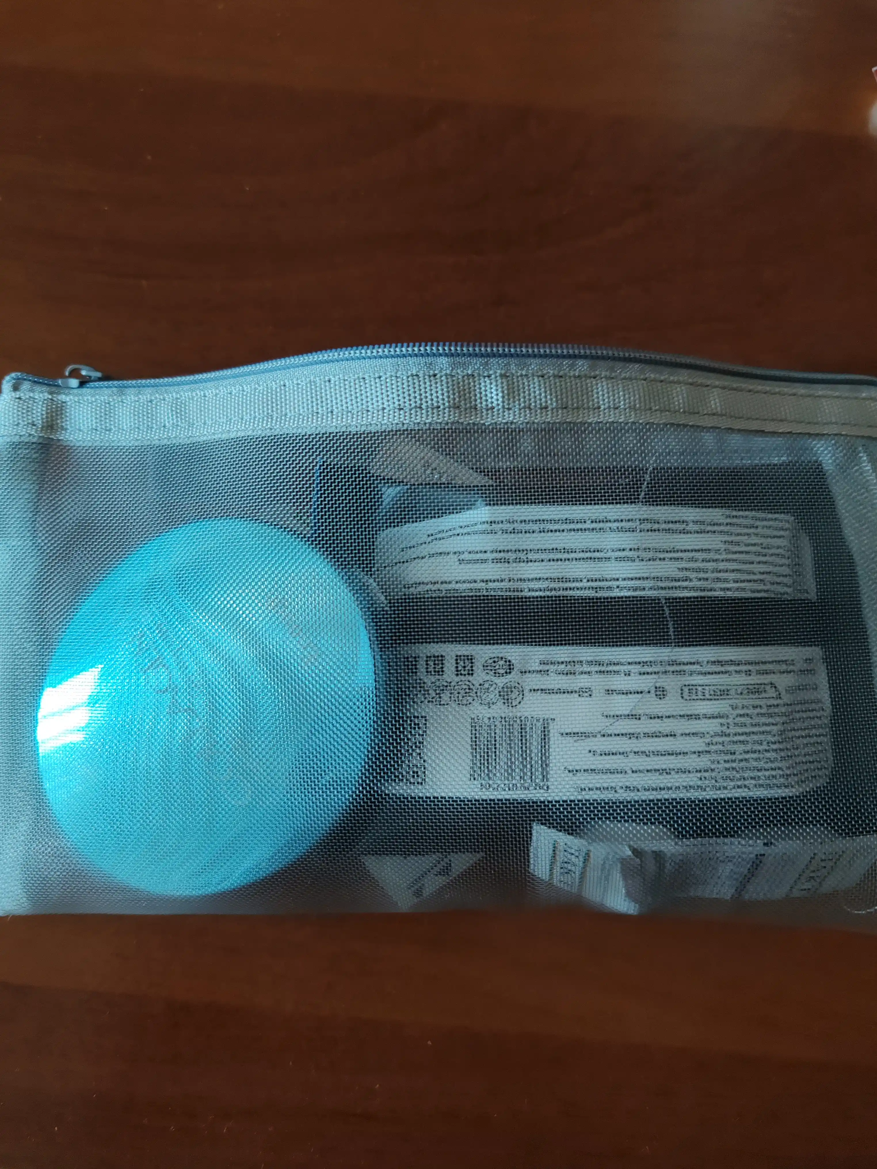 Kosmetik sumka-penal, shaffof, to'rli