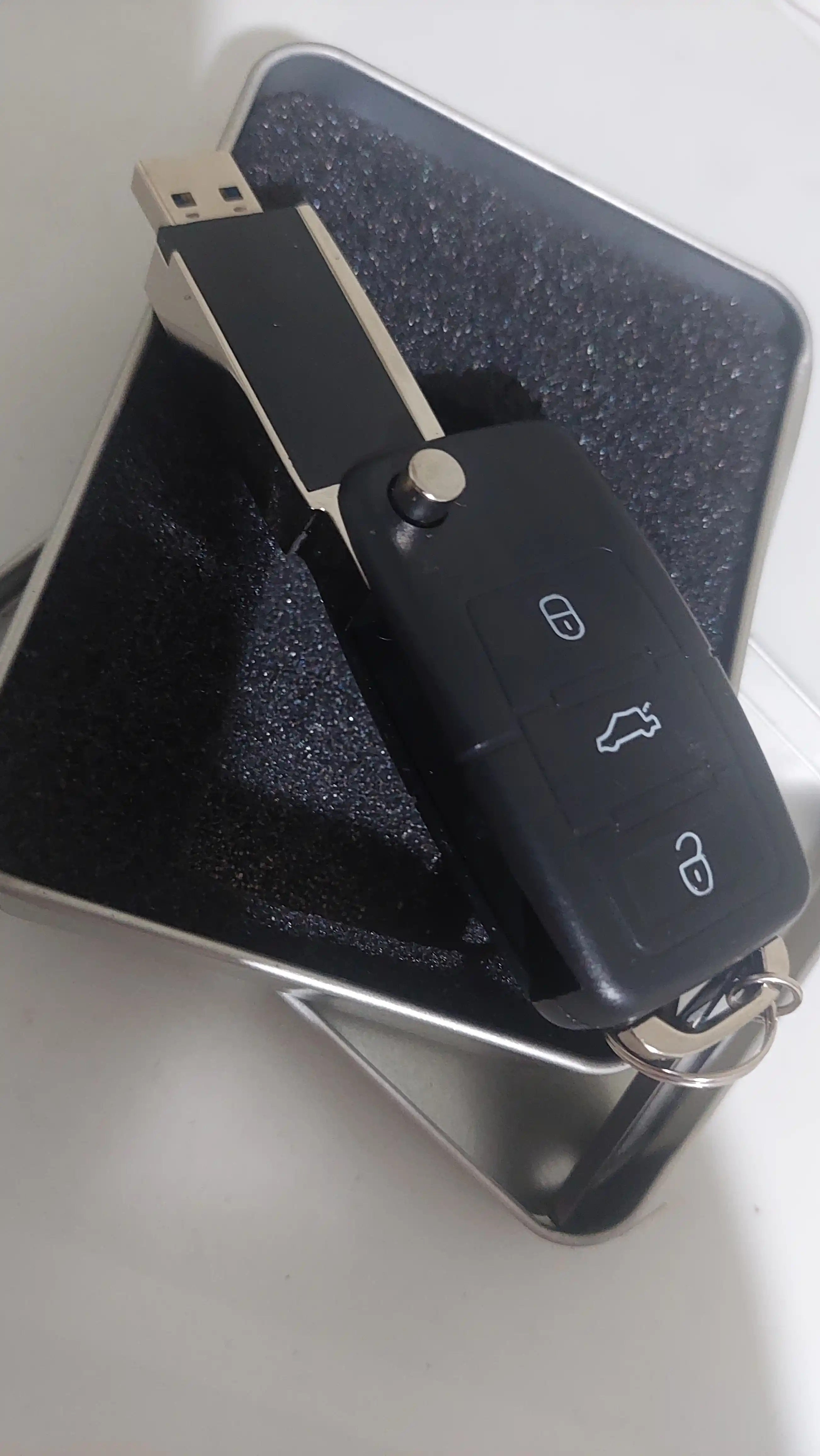 USB 3.2 32 GB, 64 GB, 128 GB fleshka, pult ko‘rinishida, shaxsiy kompyuter va avtomobil uchun tezkor xotira