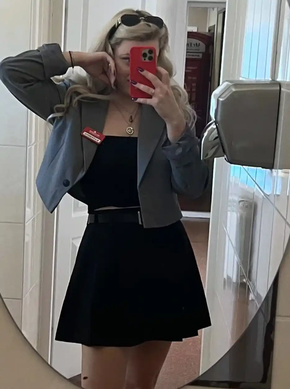 Klassik mini yubka, ayollar yubkasi, maktab yubkasi, kalta, ofis yubkasi, shortikli astar