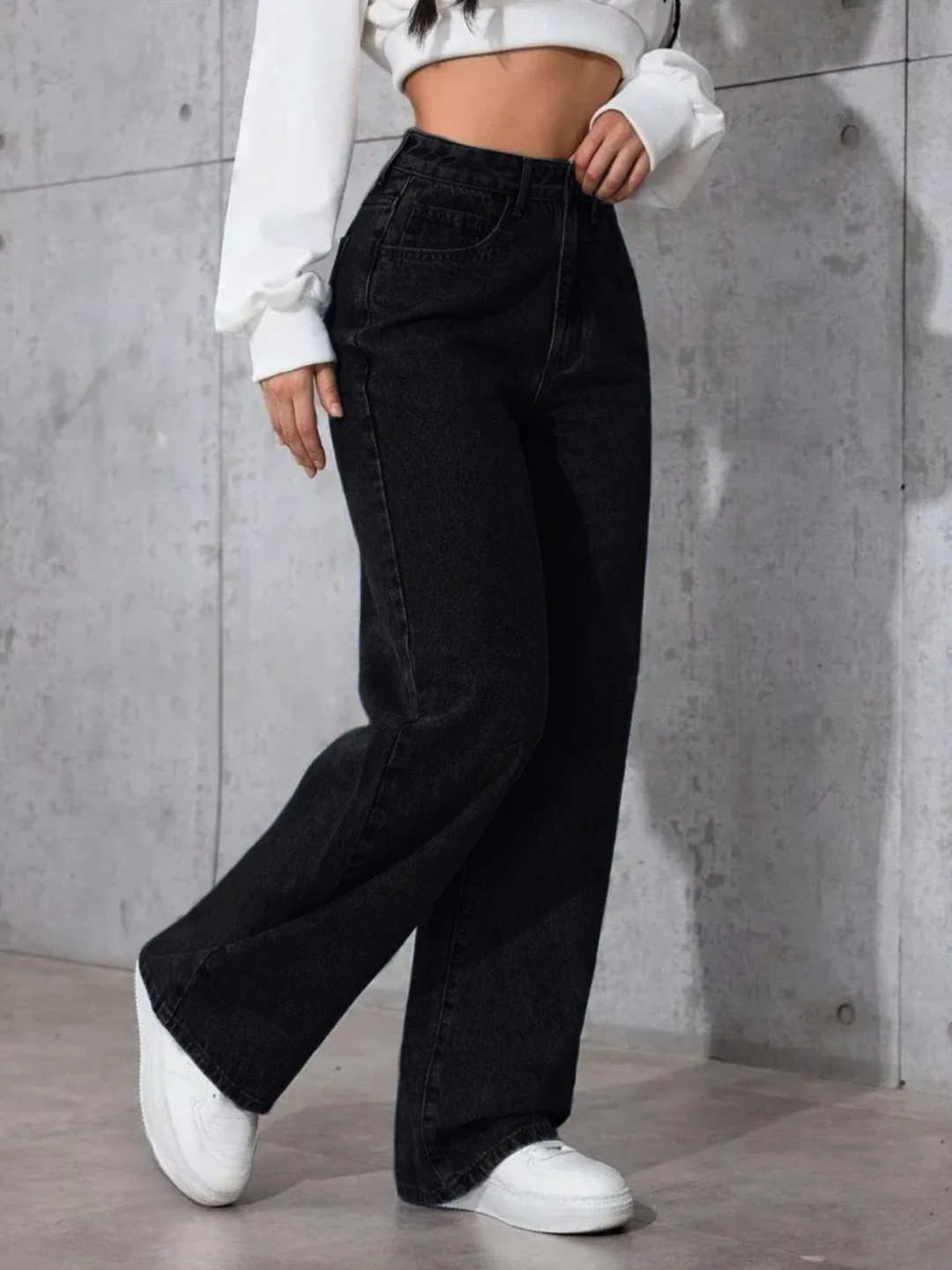 Keling, yalangoch fotosuratlarga qaraymiz