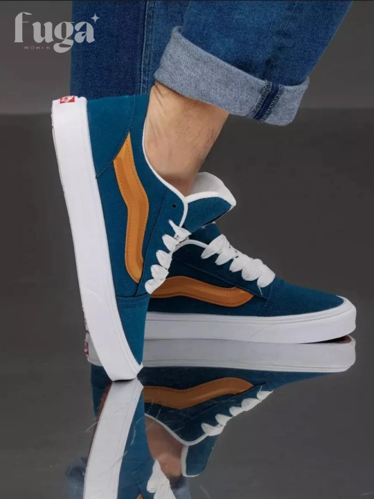 Vans uslubidagi ayollar kedi – faollik va uslub uyg‘unligi