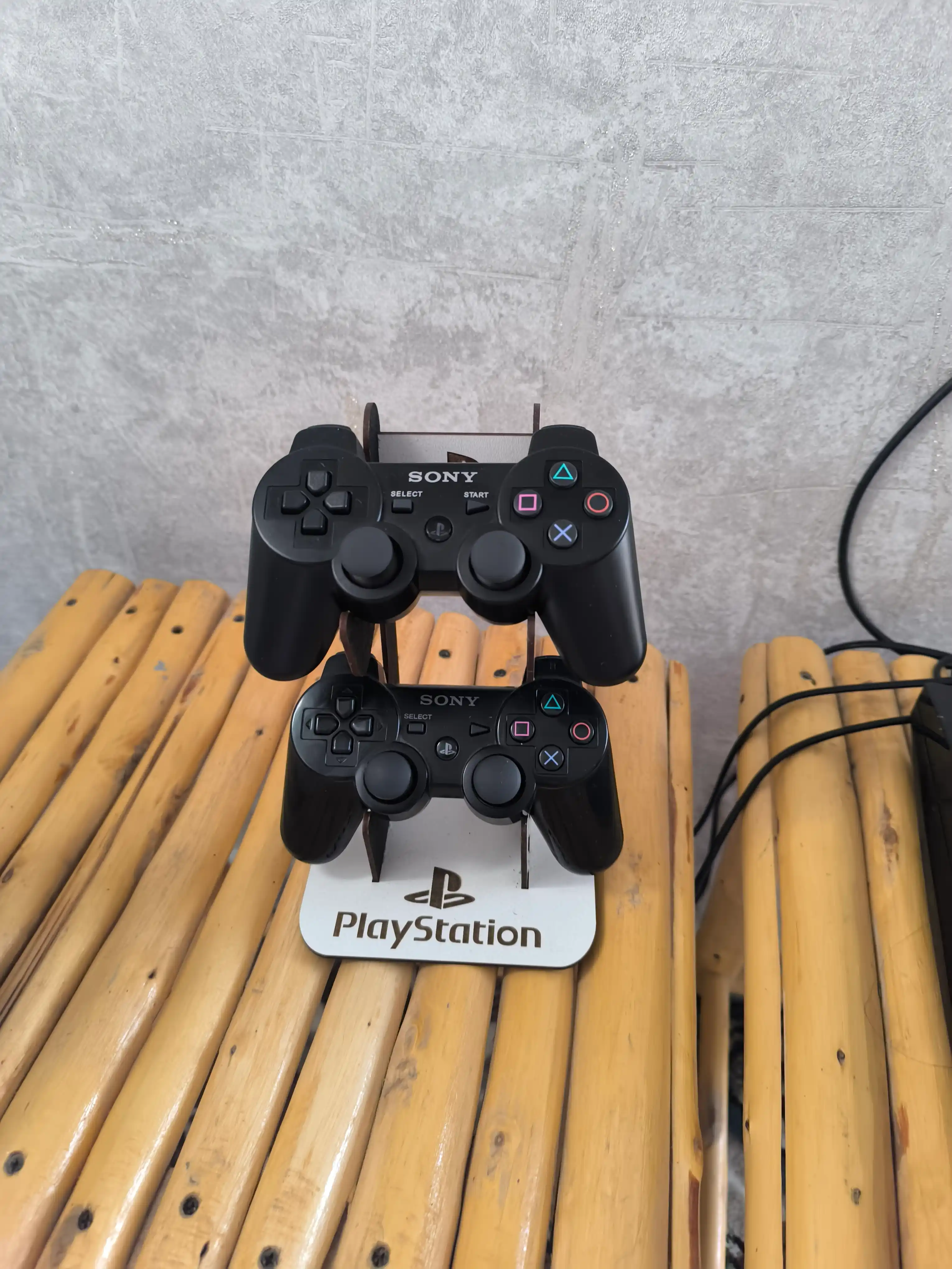 Playstation 3/4/5 подставка для геймпада, 2 штука в комплекте. Royal Wood