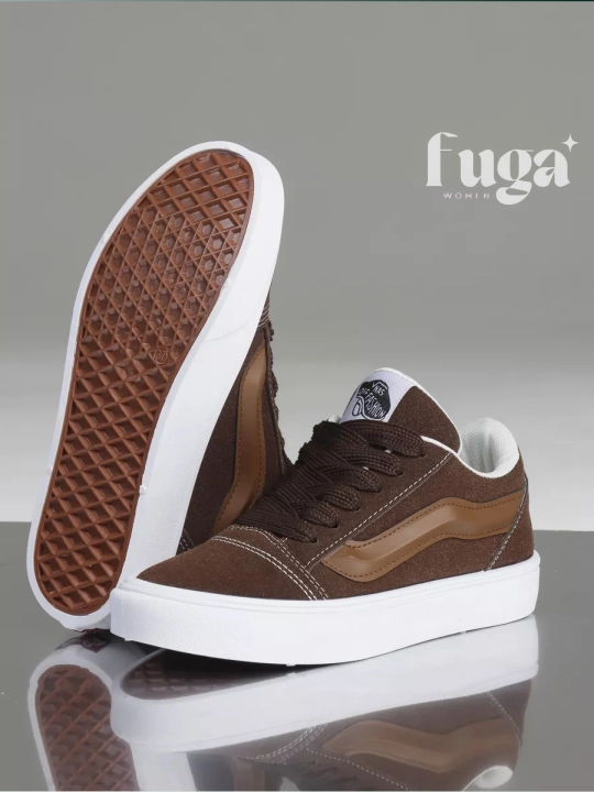 Vans uslubidagi ayollar kedi – faollik va uslub uyg‘unligi