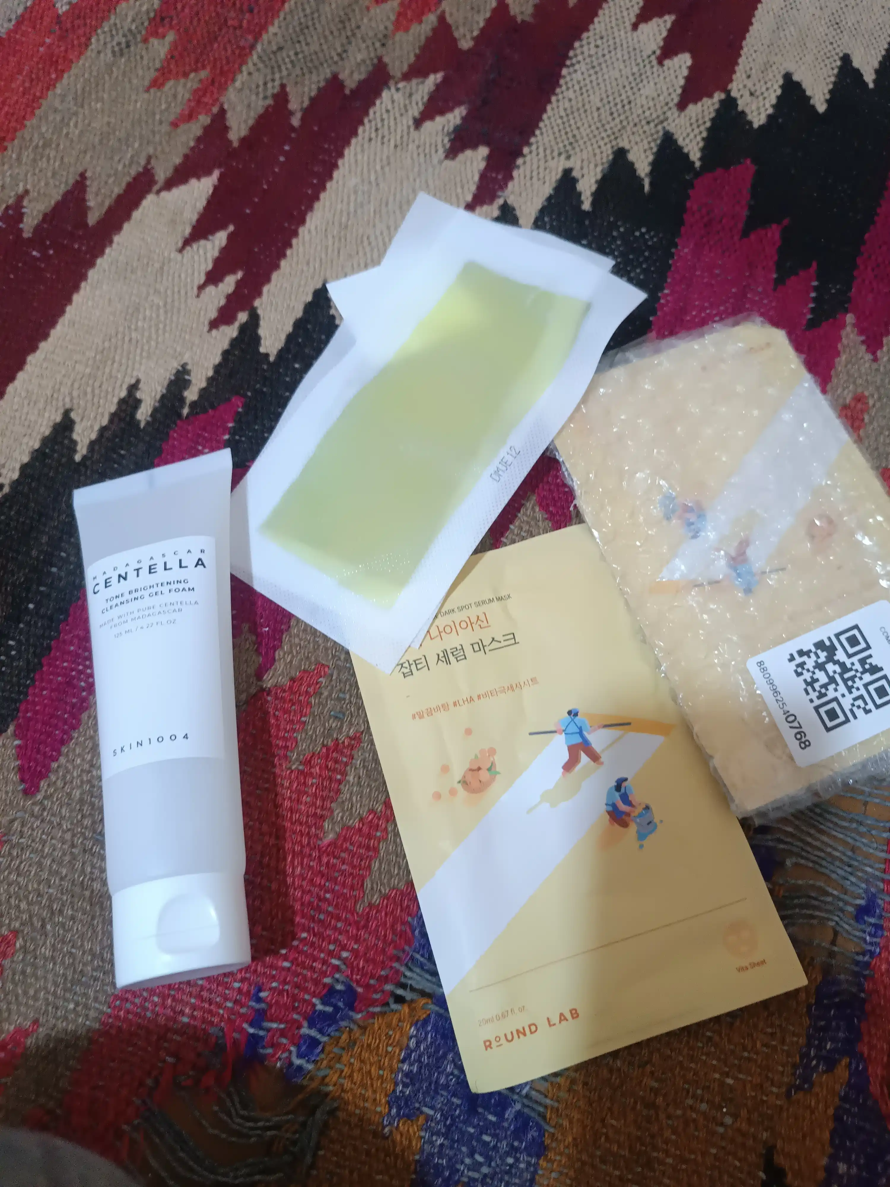 Тканевая маска Round Lab против пигментации Vita Niacinamide Dark Spot Serum Mask