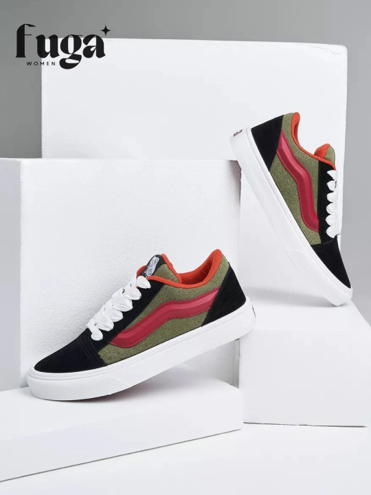Vans uslubidagi ayollar kedi – faollik va uslub uyg‘unligi