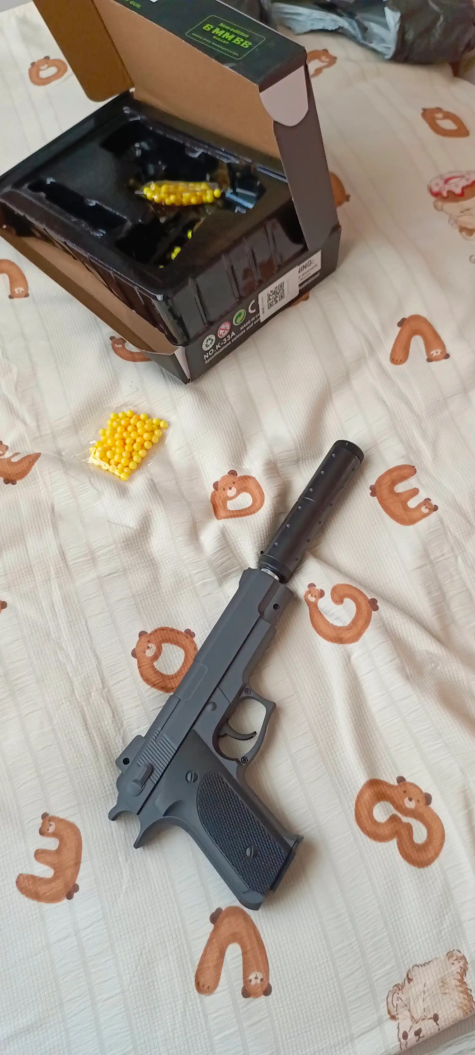 Металлический игрушечный пистолет с глушителем