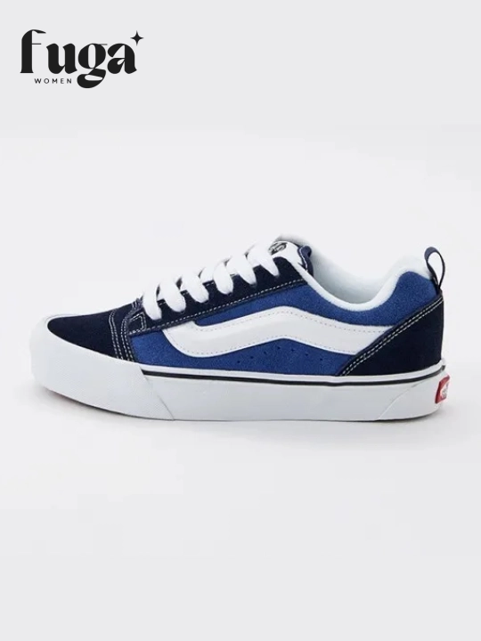 Vans uslubidagi ayollar kedi – faollik va uslub uyg‘unligi
