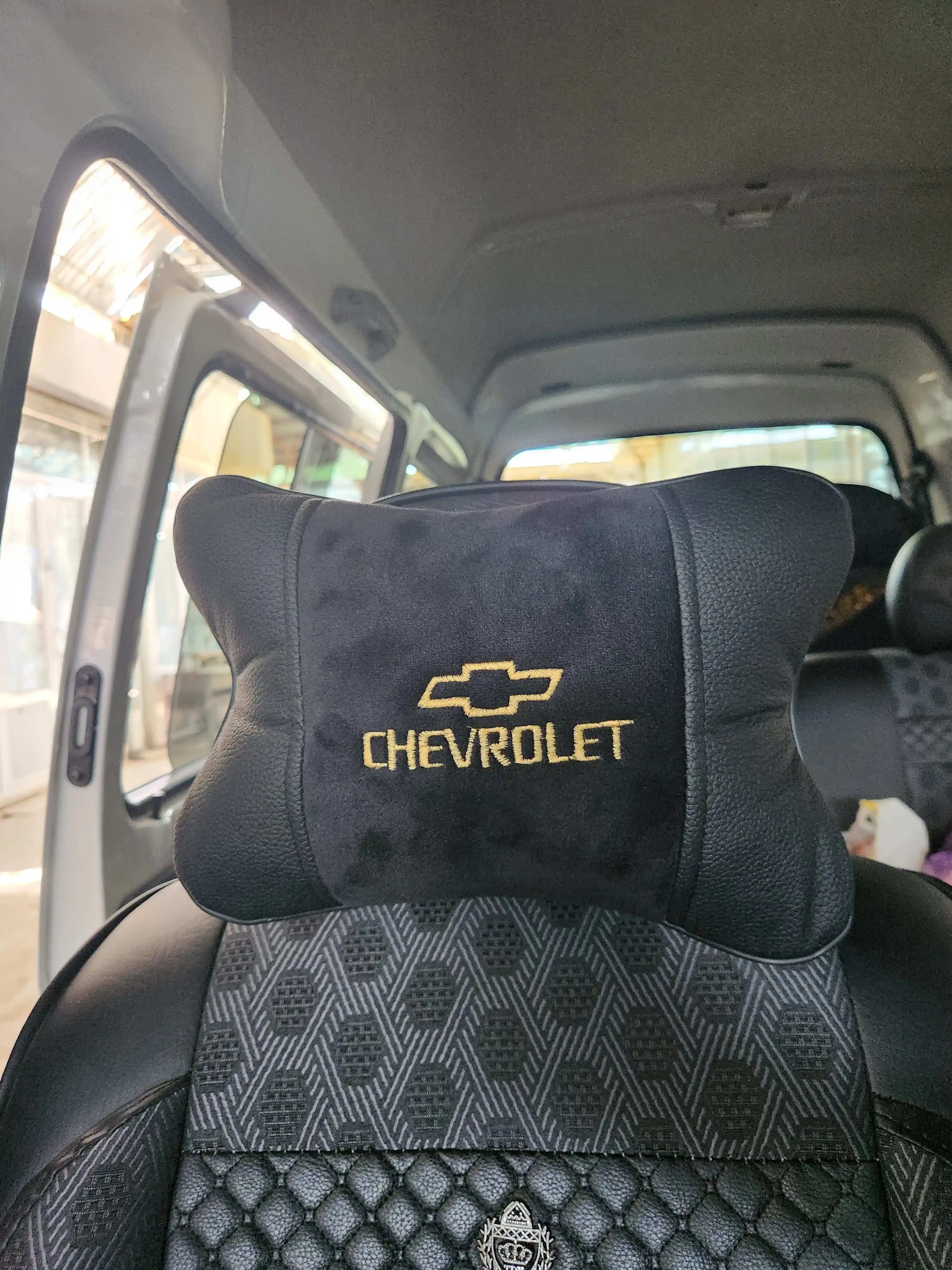 Подушка (2шт) на подголовник автомобиля, Chevrolet, аксессуар