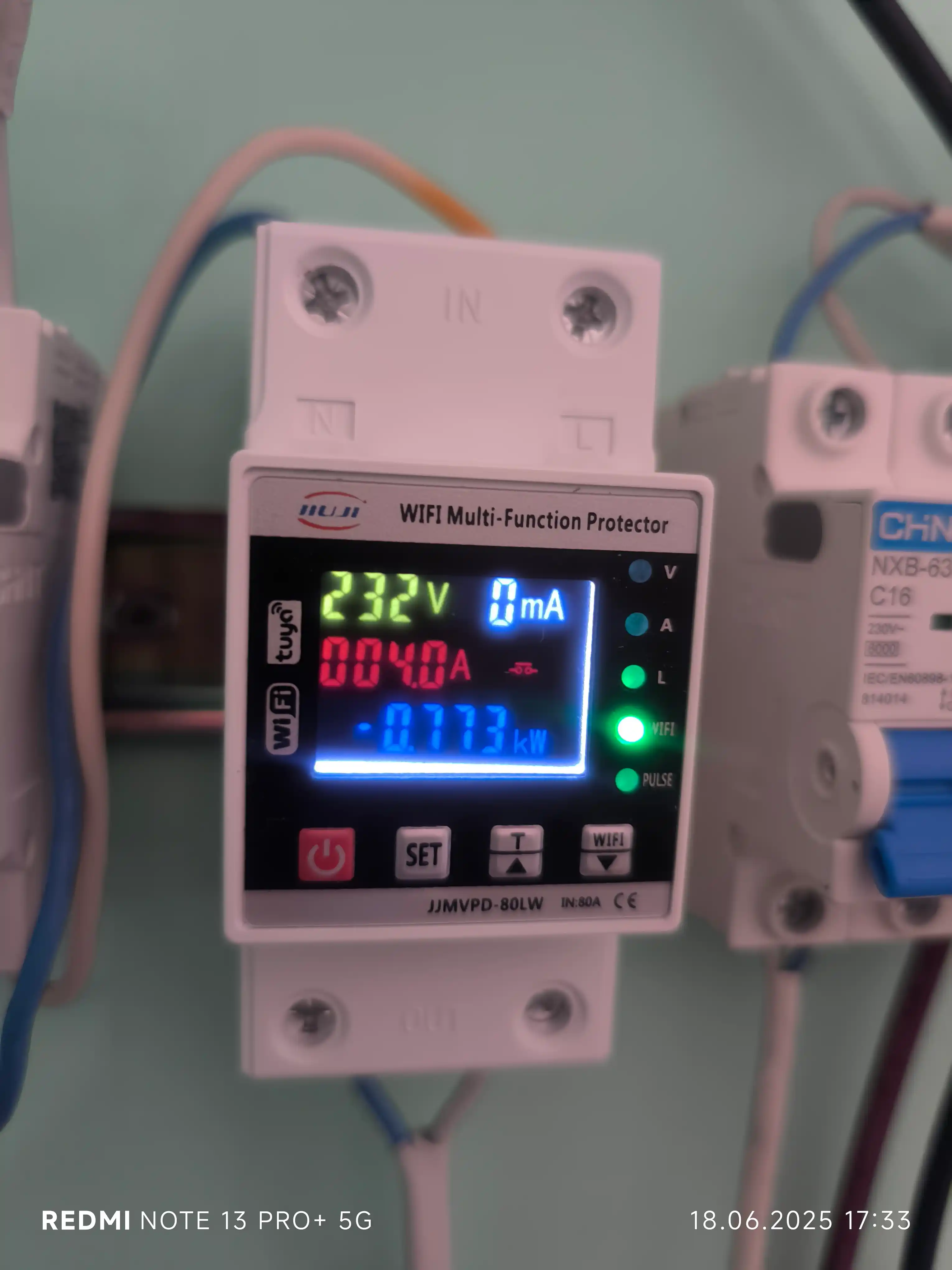 WiFi himoya relesi JJMVPD-80LW 220V 80A, TUYA, displeyli, energiya hisoblagichi bilan