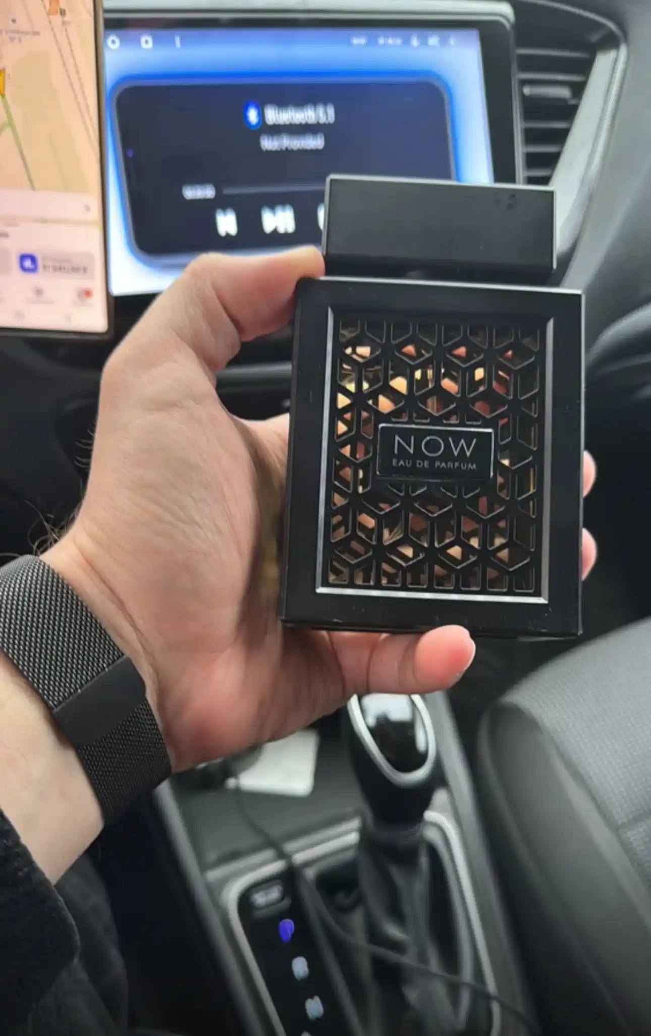 Erkaklar va ayollar parfyumlangan suv Now Rave Lattafa, 100 ml