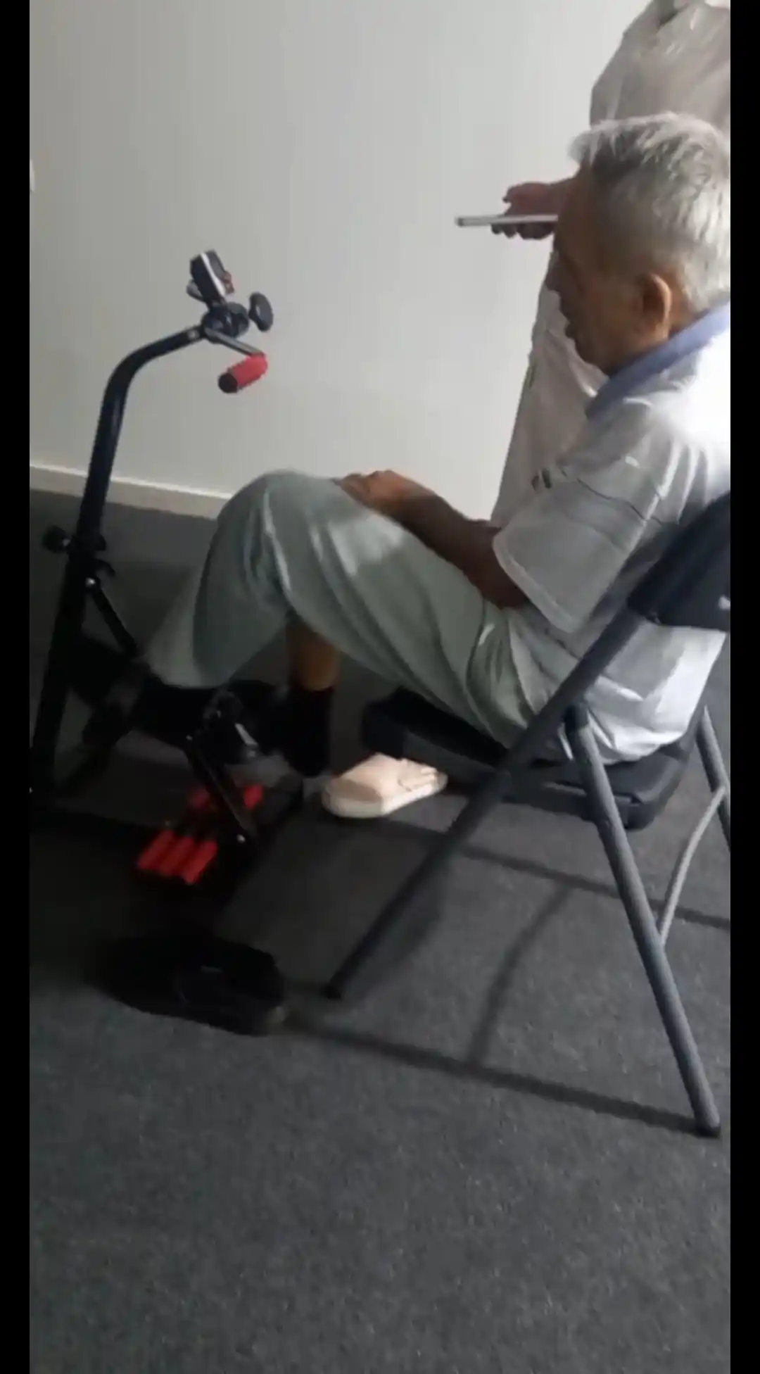 Oyoq va qo'llar uchun mashq velosipedi, massajchi mini velo