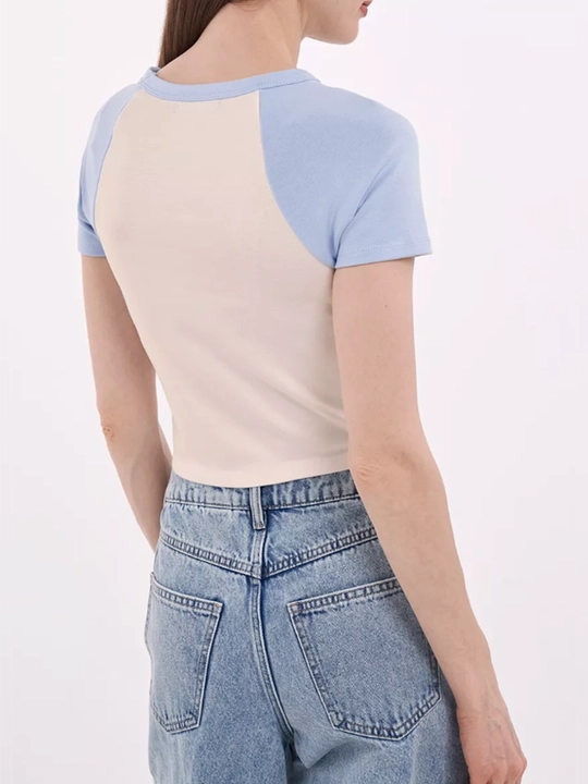 Vintage krop top, qisqa yengli ayollar retro futbolkasi
