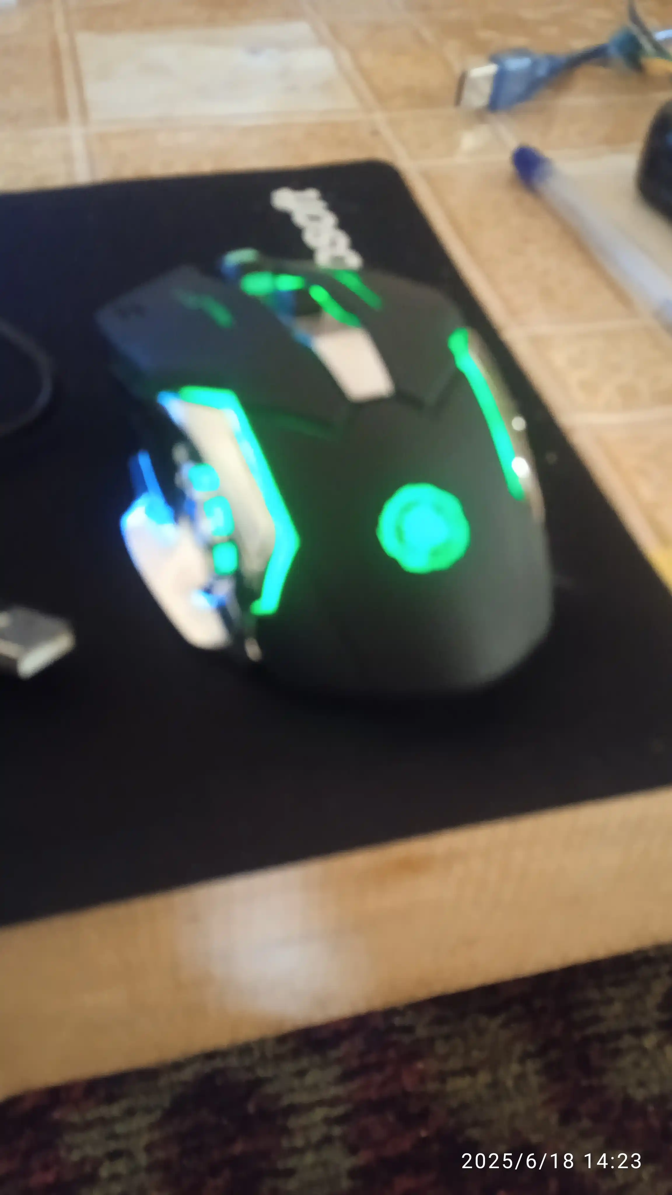 Simsiz sichqoncha o'yin va ofis uchun mos keladi G7 , RGB led bilan 3200DPI