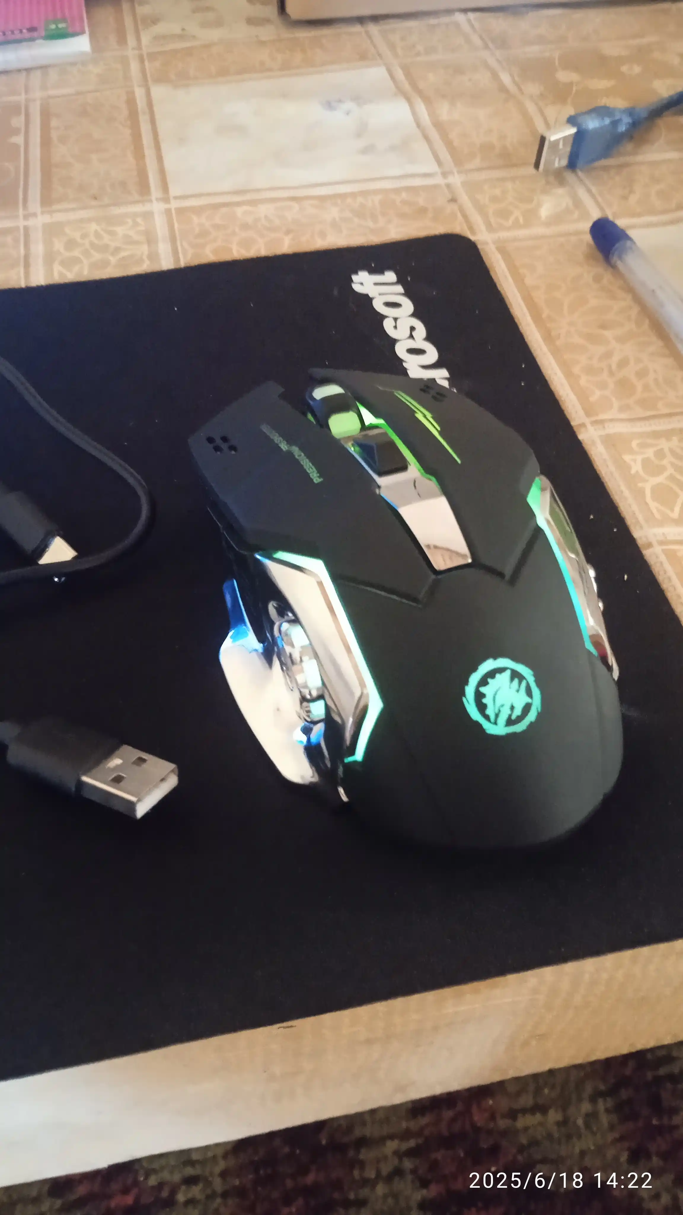 Simsiz sichqoncha o'yin va ofis uchun mos keladi G7 , RGB led bilan 3200DPI