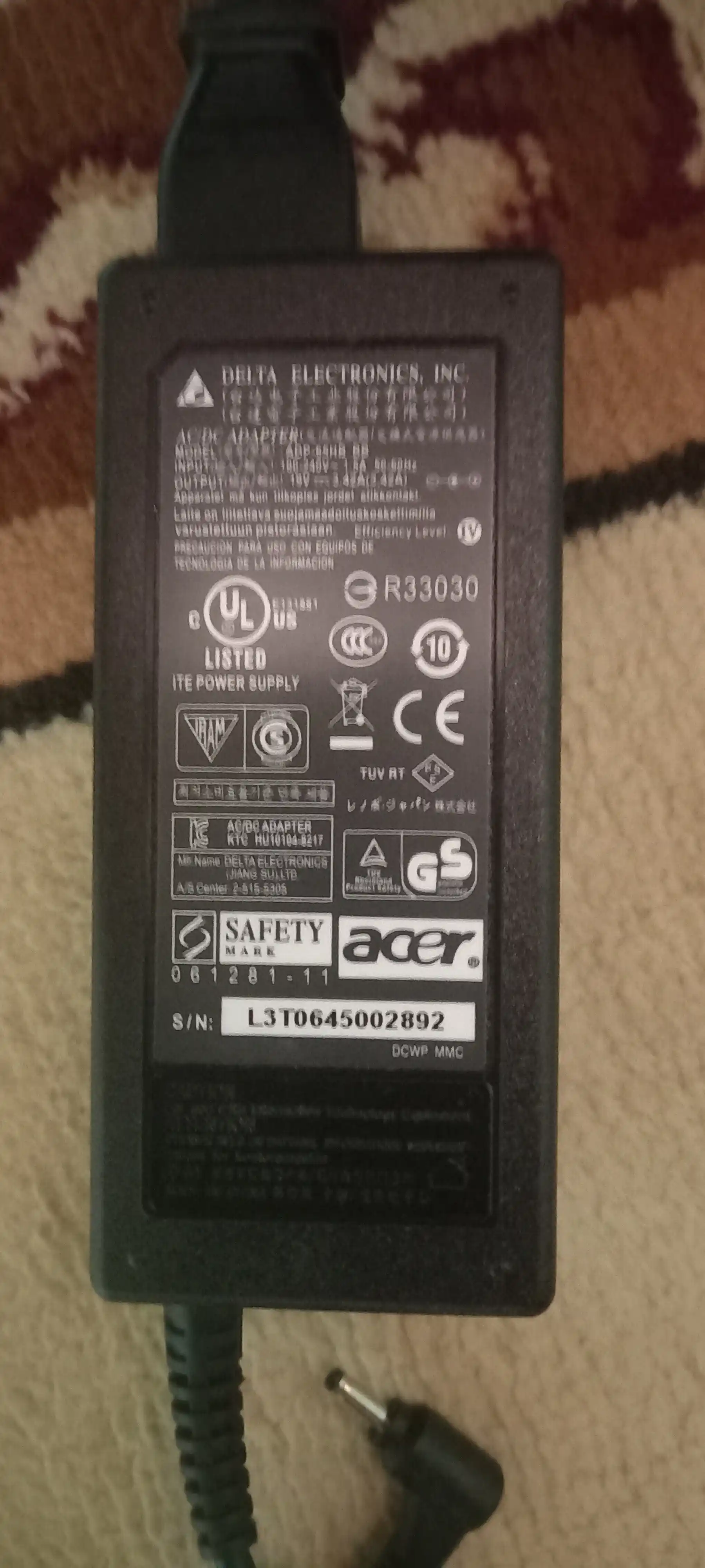 Зарядка для ноутбука Acer 19V 3.42A 65W блок питания маленький конец