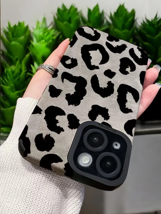 Чехол iPhone 11, 12, 13, 14, 15, 16, 17 Pro Max — силиконовый защитный чехол