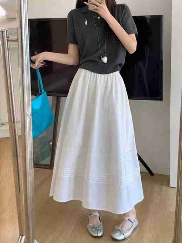 Kochadagi dumbalar Ogil onasini rus tilida jinsiy aloqa qilishga kondiradi.