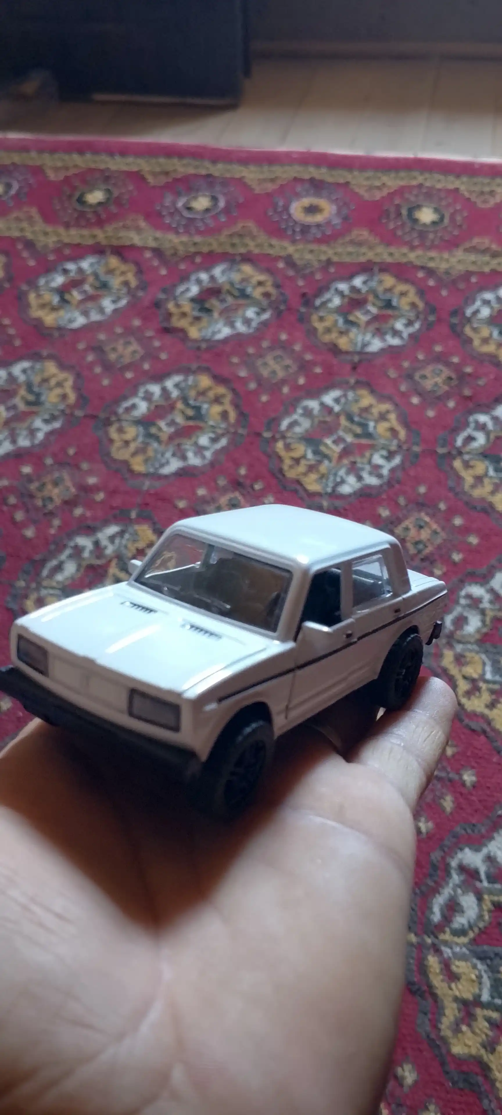 Металлическая машинка Жигули ВАЗ 2107, коллекционная инерционная модель