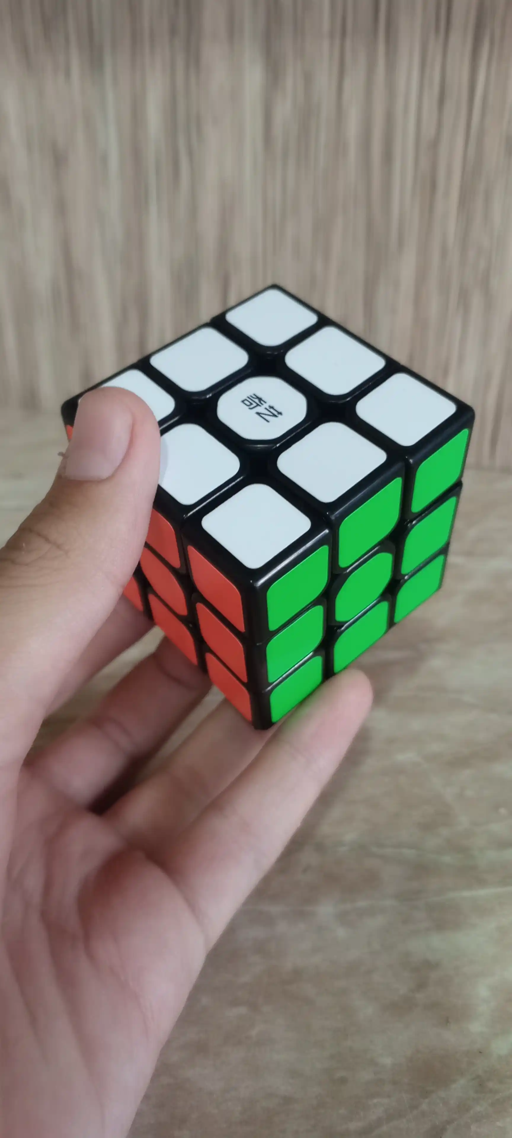 Afsonaviy boshqotirma, kubik rubik