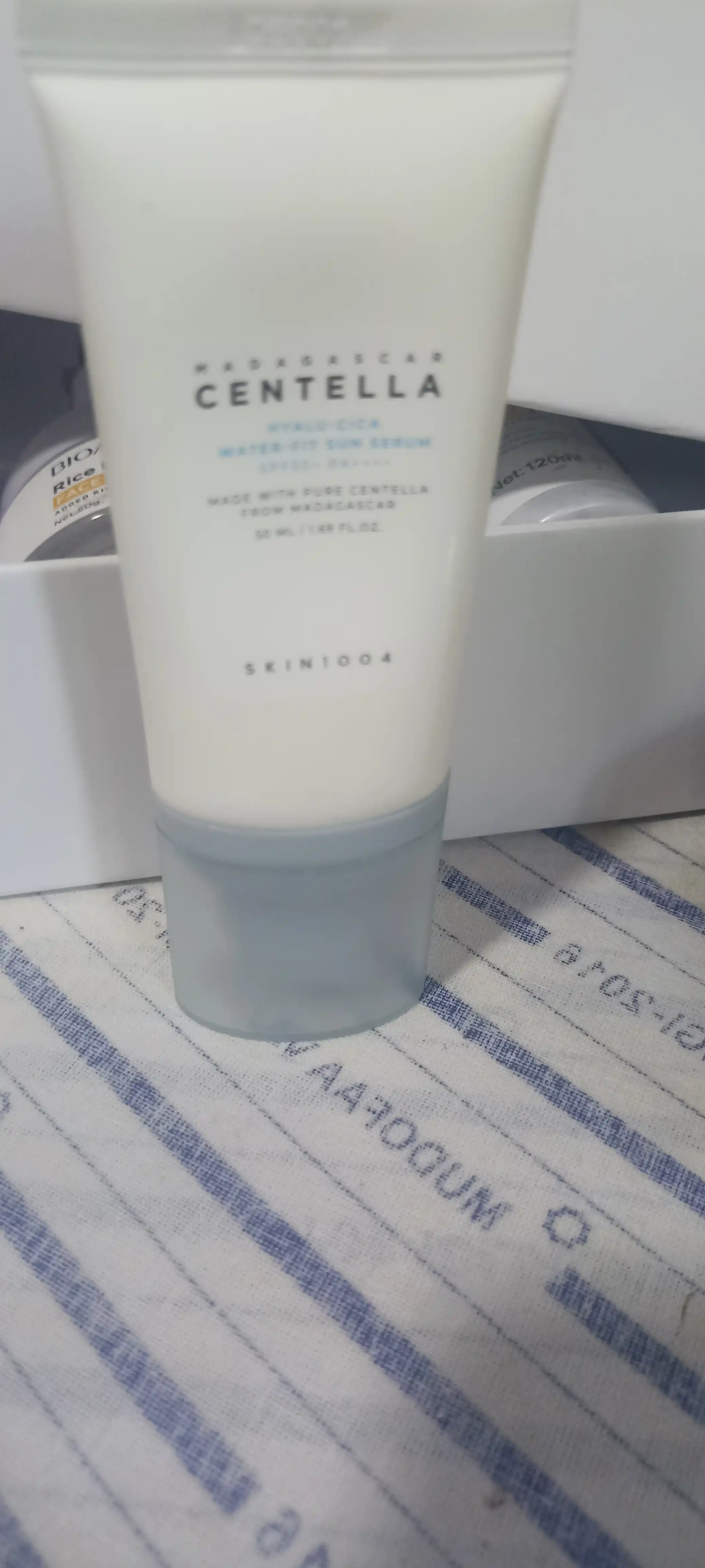 Centella Madagascar SPF 50+ — легкий солнцезащитный крем с экстрактом центеллы, 50 мл