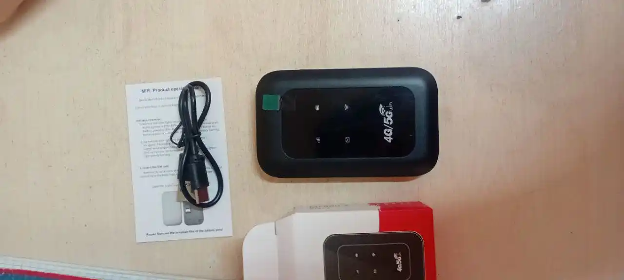 Cho'ntak Wi-Fi router, SIM kartali portativ modem router, mobil Wi-Fi router 4G, LTE SIM
