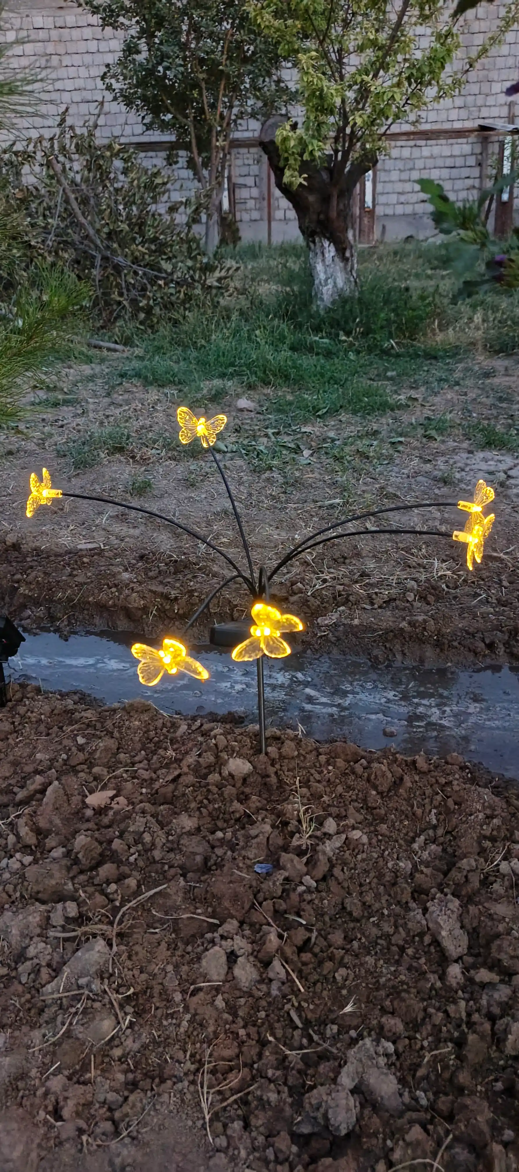 Quyoshdan energia oluvchi landshaft yoritgich / Uy va bog' uchun chiroqlar 2 dona komplekt