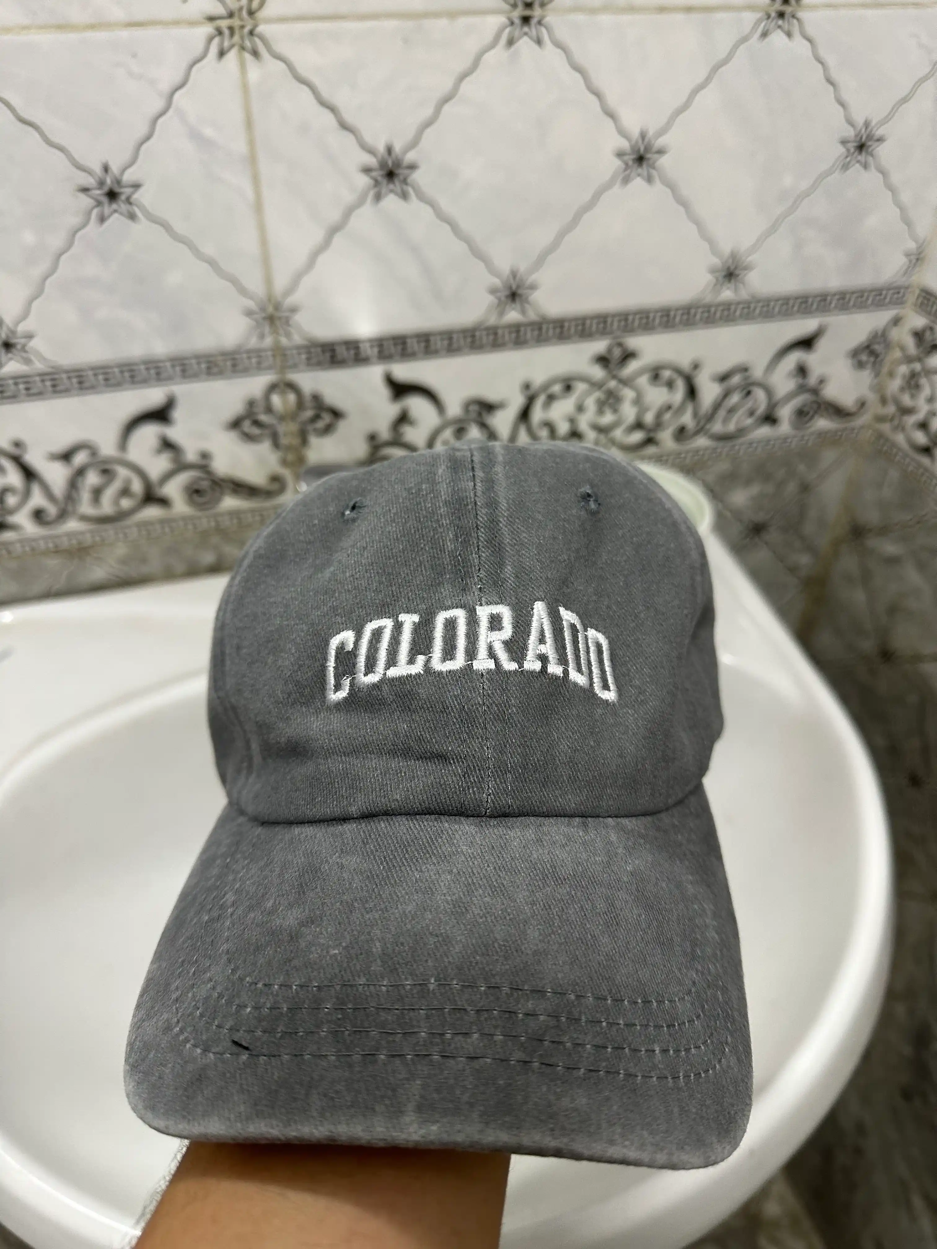 Erkaklar uchun kepka, beysbolka Colorado
