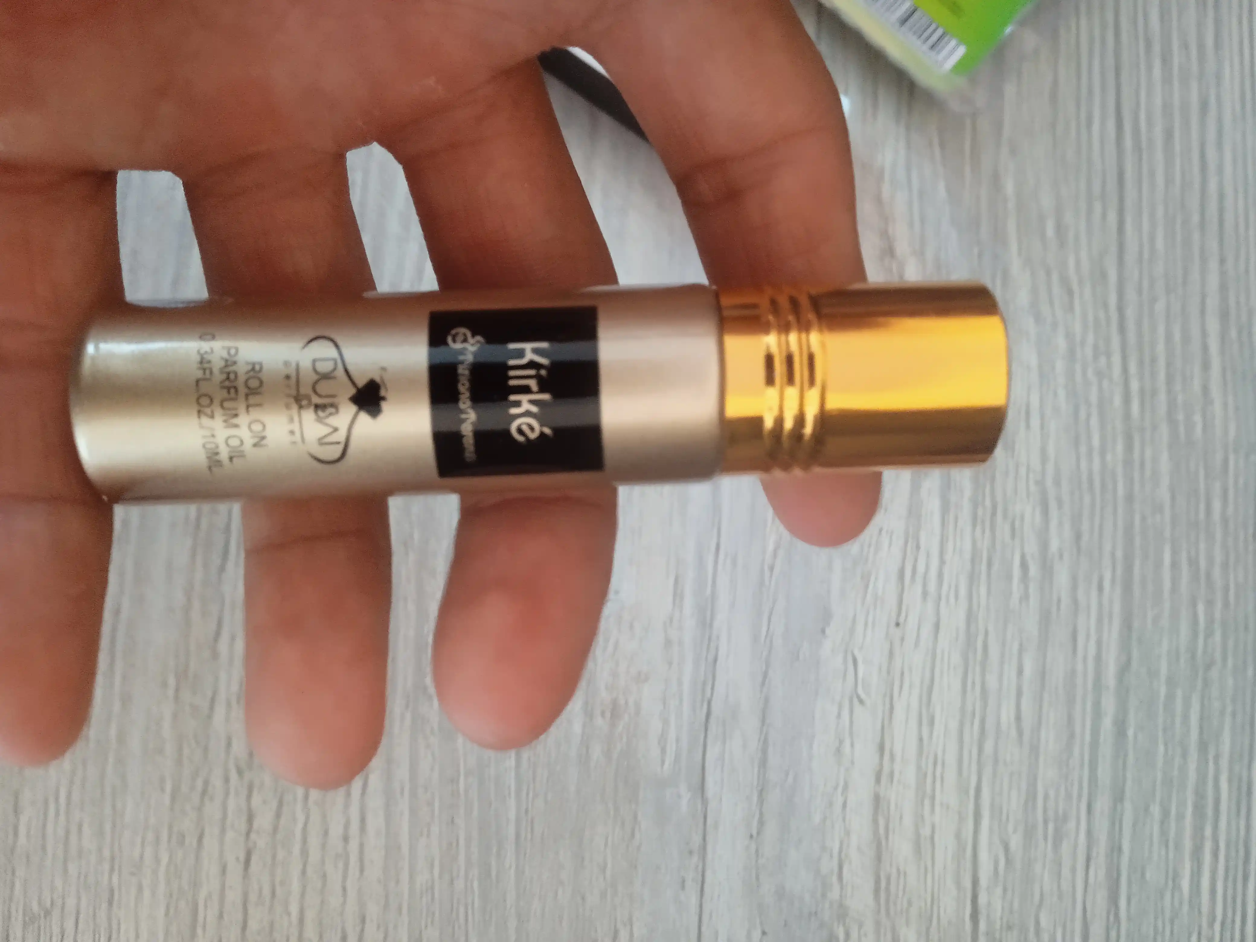 Yog'li atir Kirki ayollar va erkaklar uchun, 10 ml