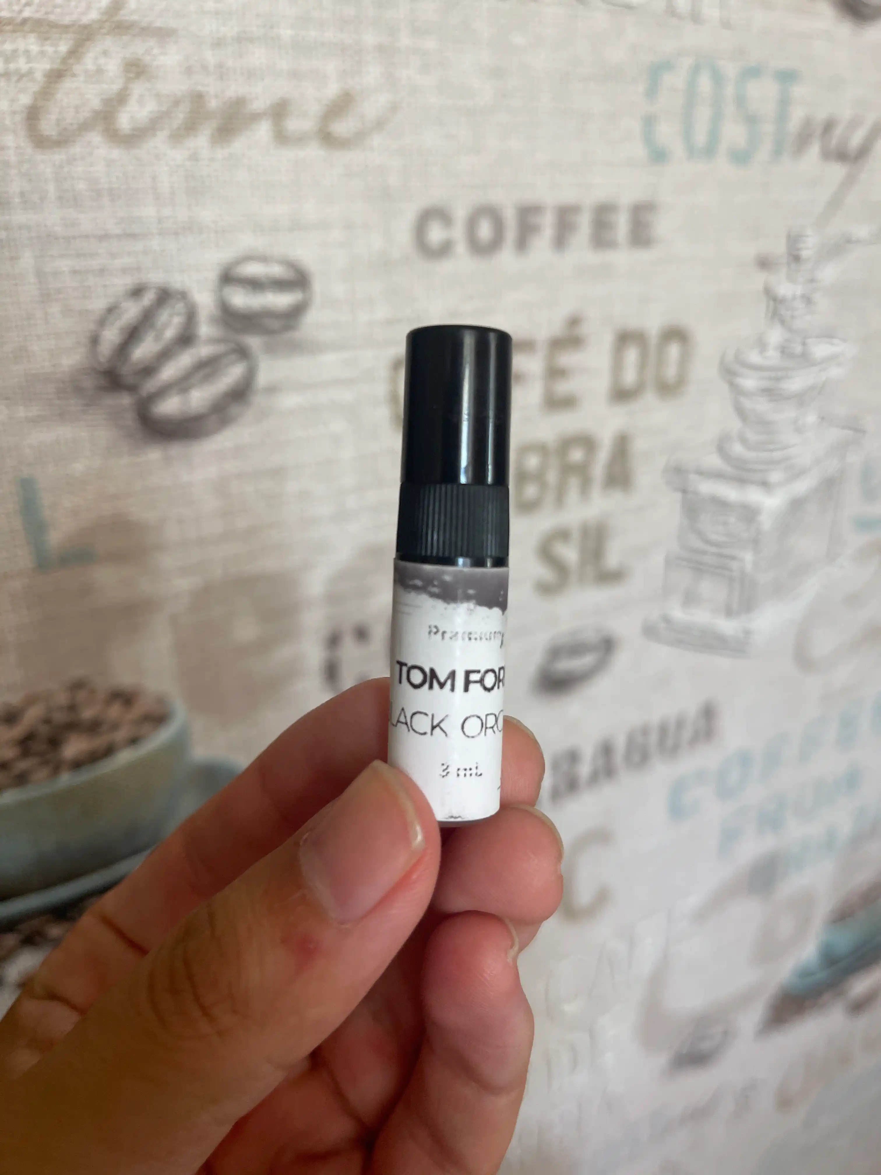 Atirlar erkaklar uchun Tom Ford Black Orchid