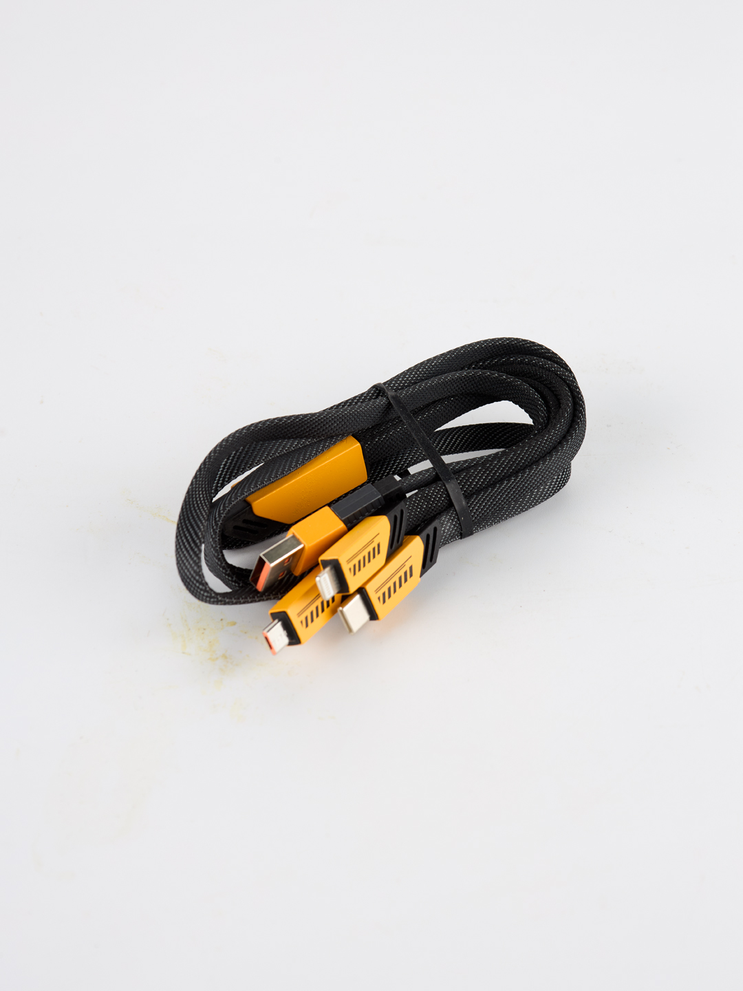 Zaryadlovchi kabeli universal 3 in 1 iPhone, Micro USB, Type-C