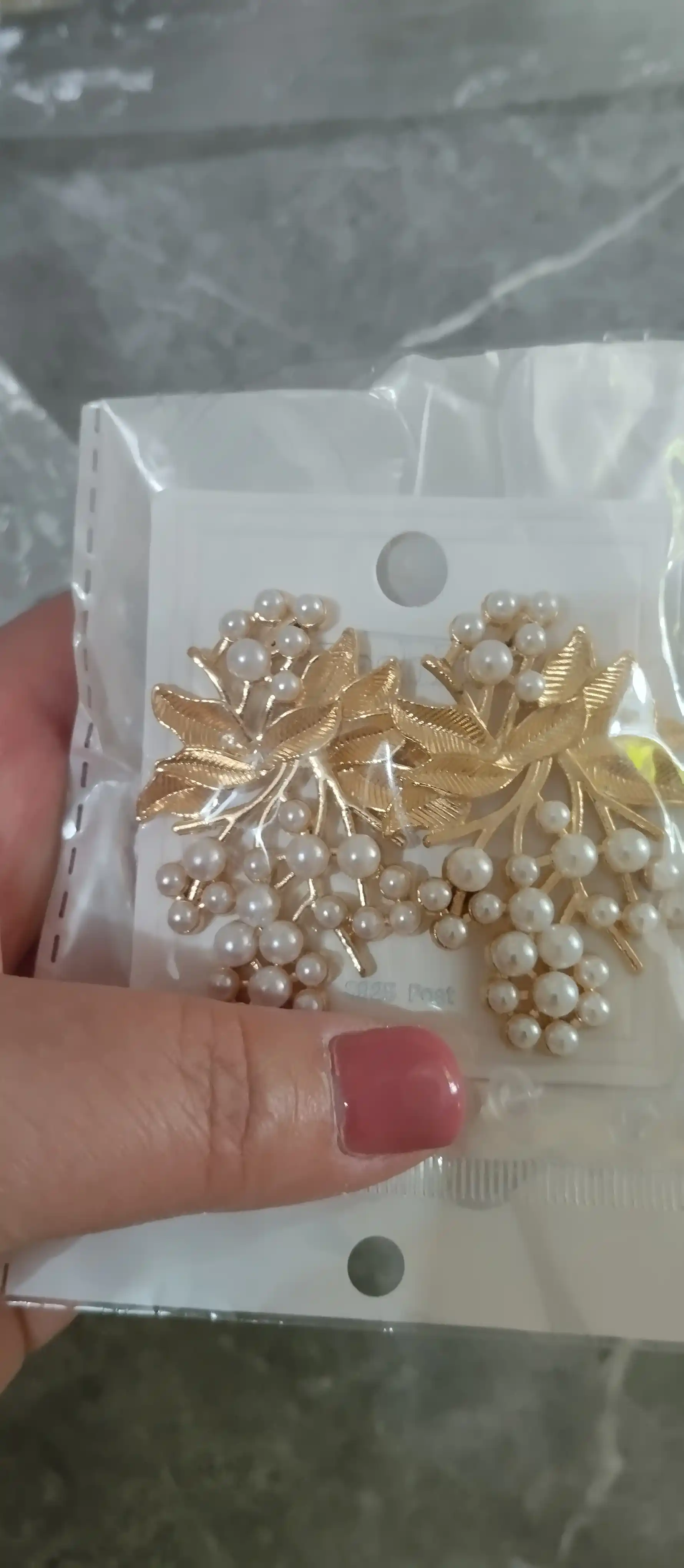 Серьги женские, разные формы