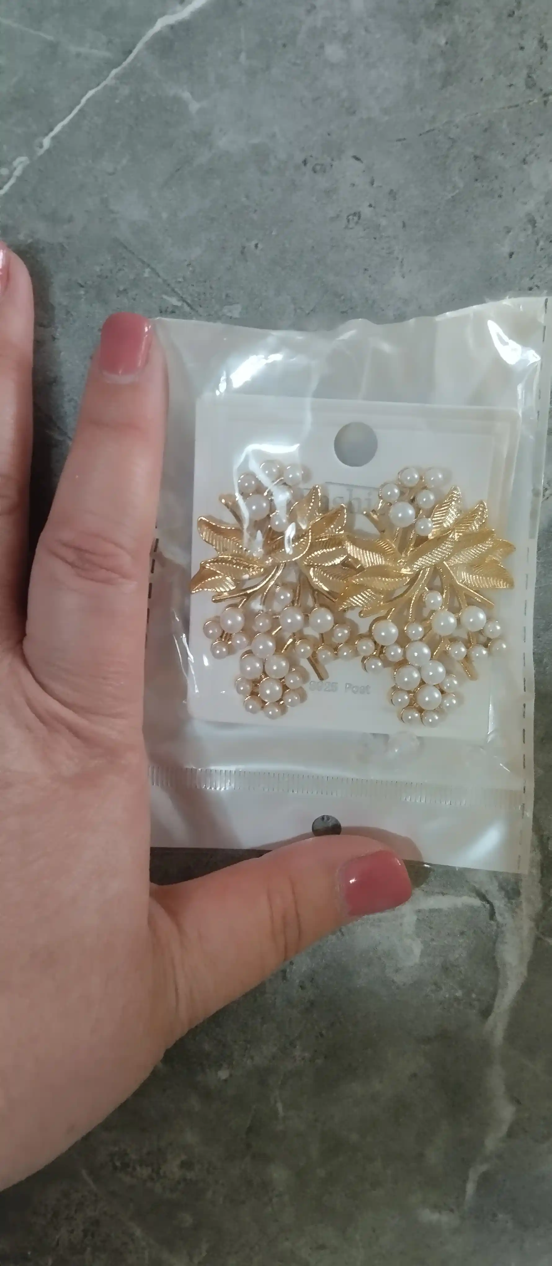 Серьги женские, разные формы