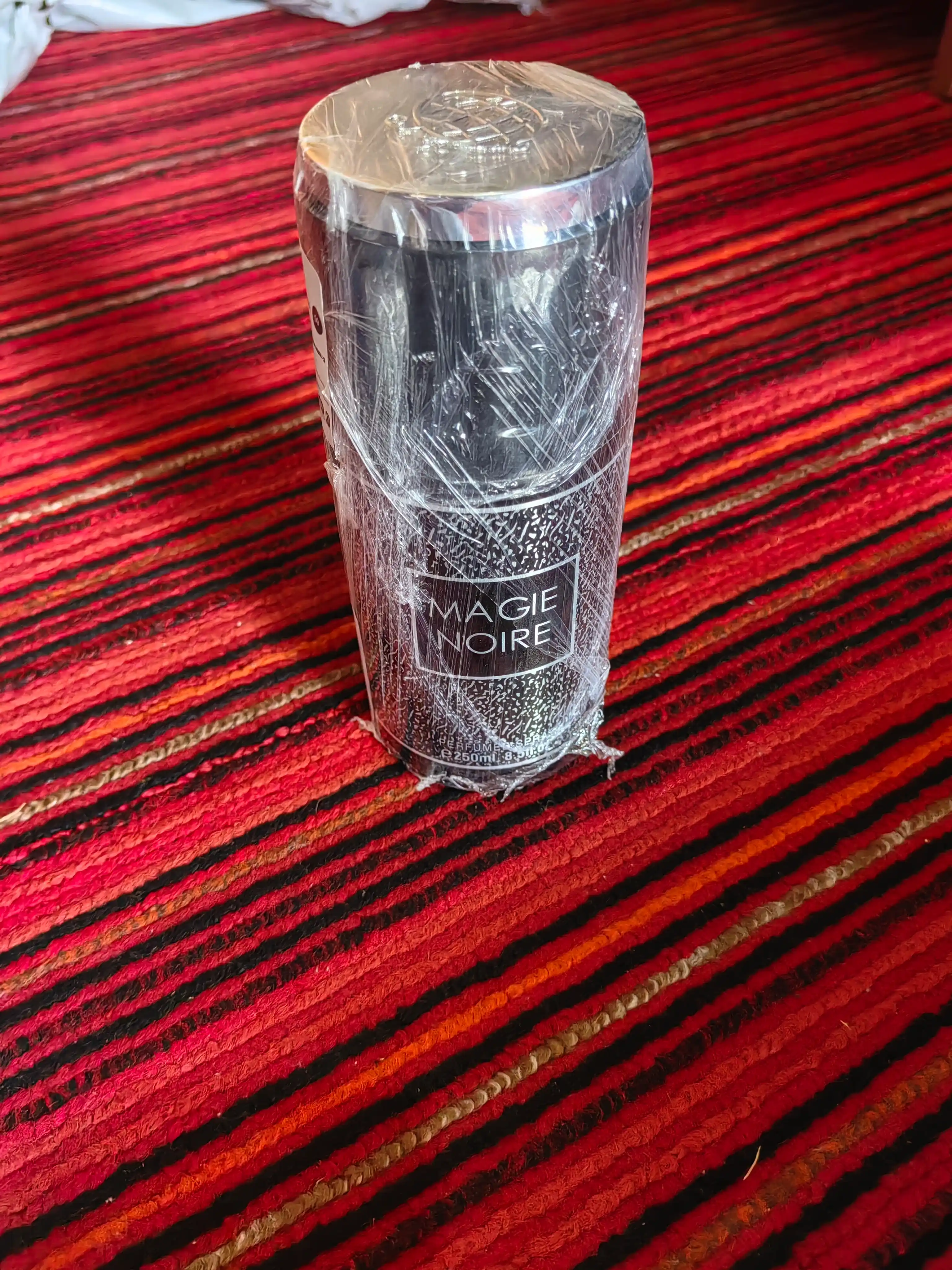 Erkaklar va ayollar uchun dezodorant, parfyumeriya spreyi, 250 ml