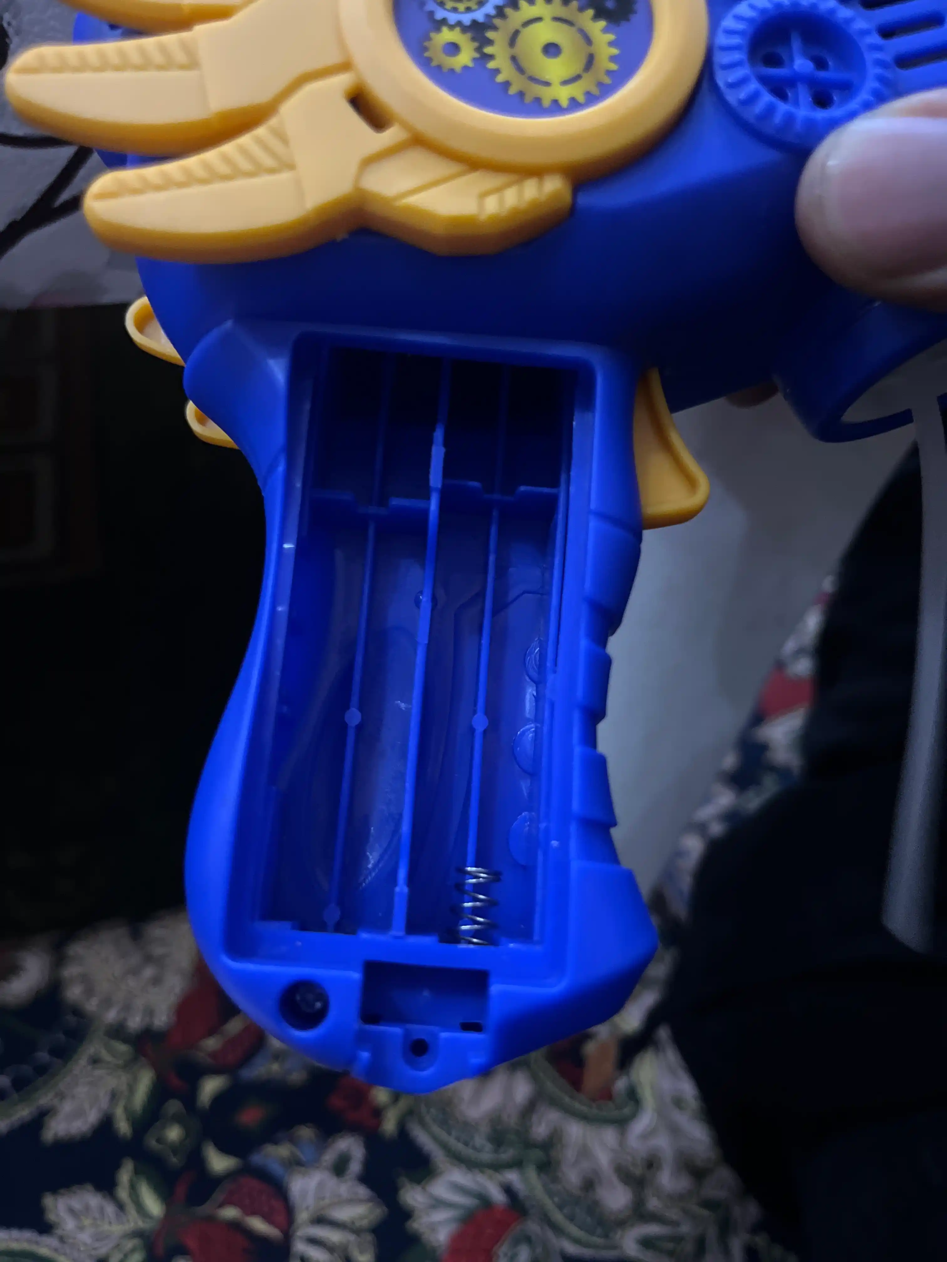 Sovun pufaklari generatori bolalar uchun batareyali sovun pufakchasi BUBBLE GUN