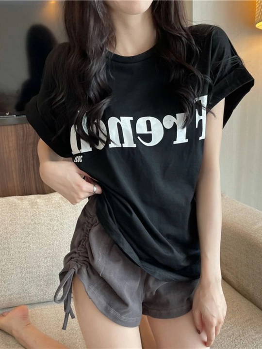Futbolkalar ayollar uchun, maktab uchun