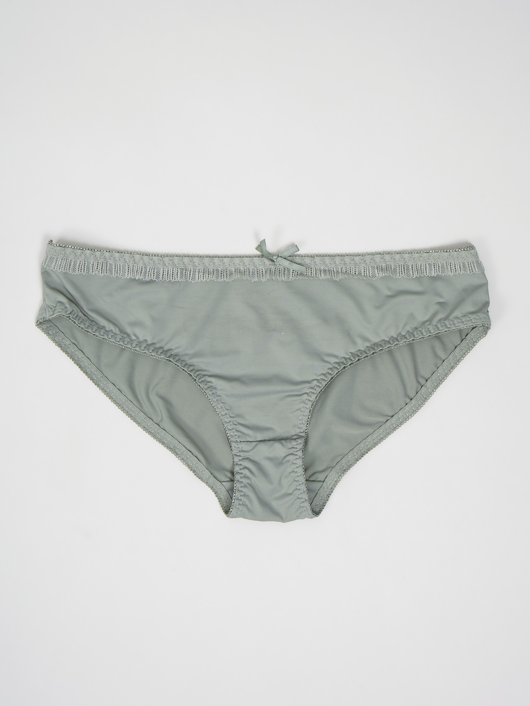 Lezbiyan boshligi oz qol ostidagi xodimini yoldan ozdirdi. Rossiyada xususiy porno