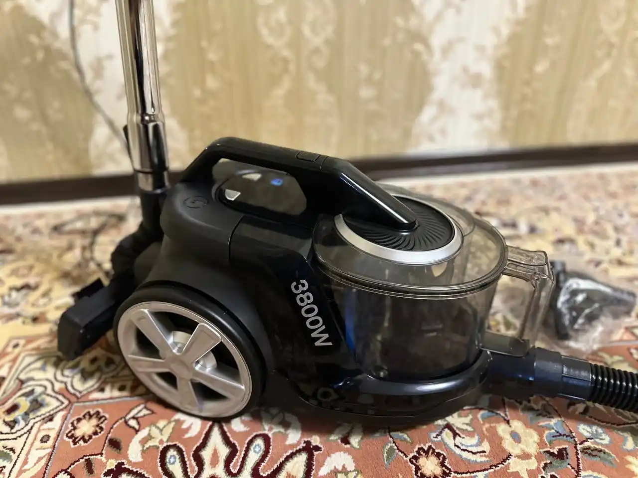 Пылесос без мешка BOSH KPA26C, мощный 3600W