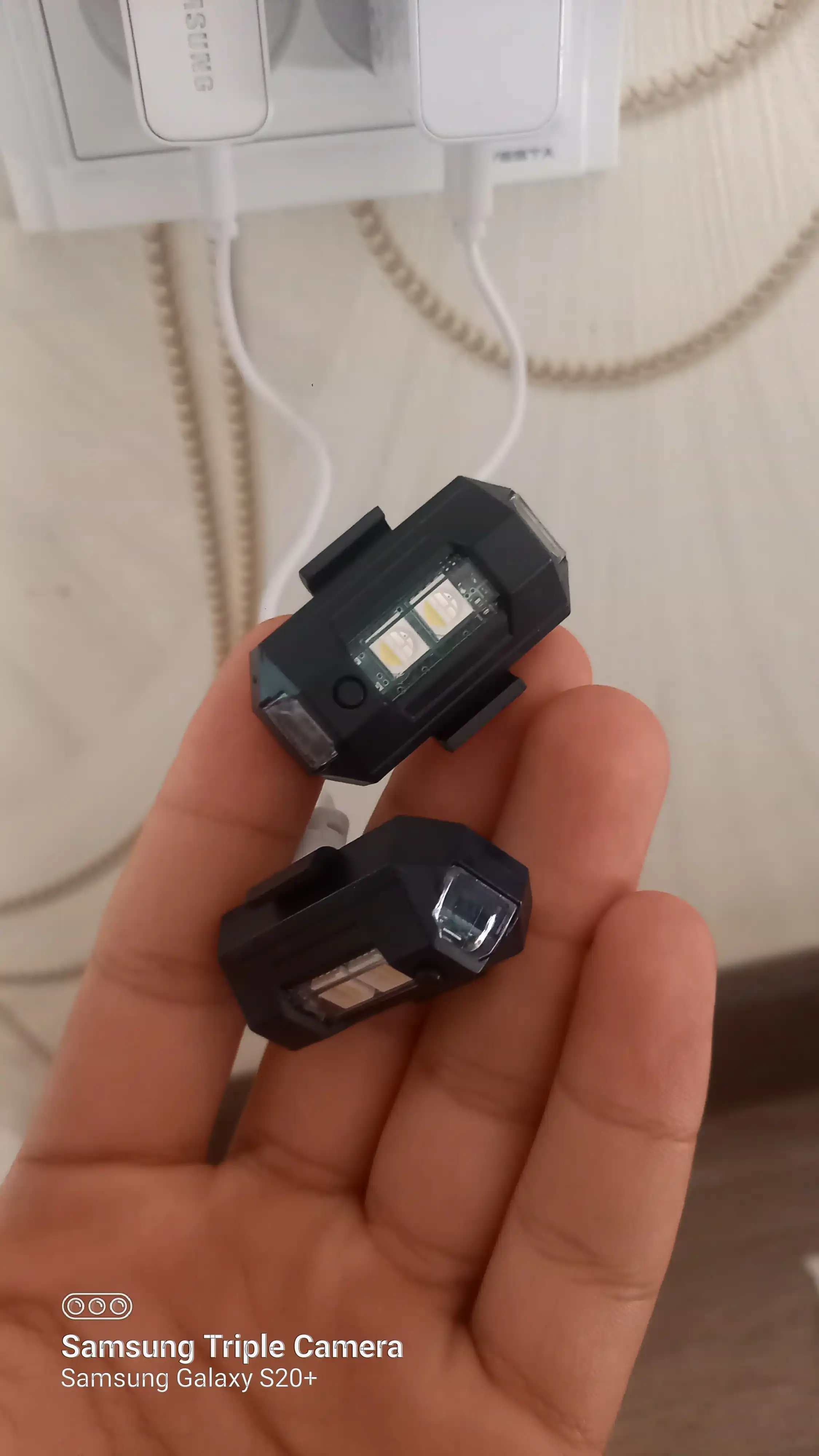 Mini-migalka, RGB LED, 7 xil rang, universal