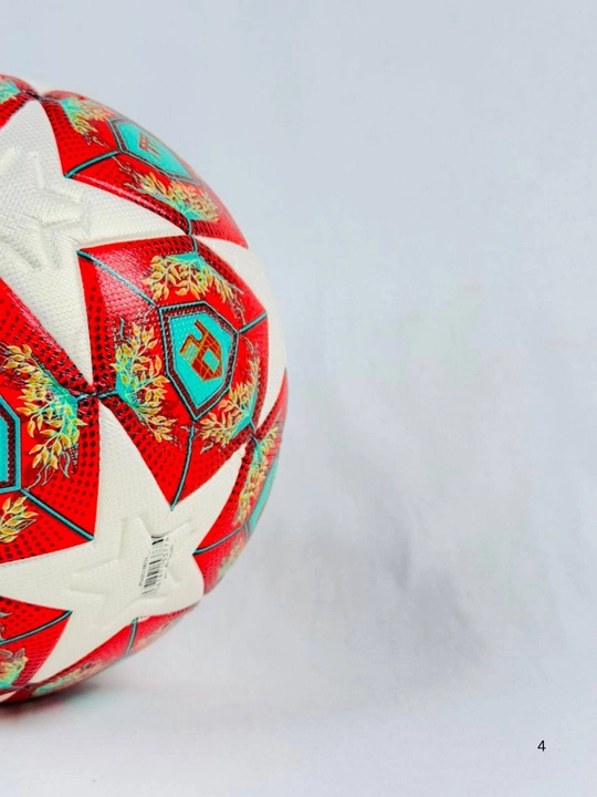 Futbol to'pi Chempionlar ligasi 2025