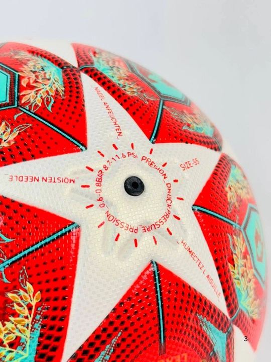 Futbol to'pi Chempionlar ligasi 2025