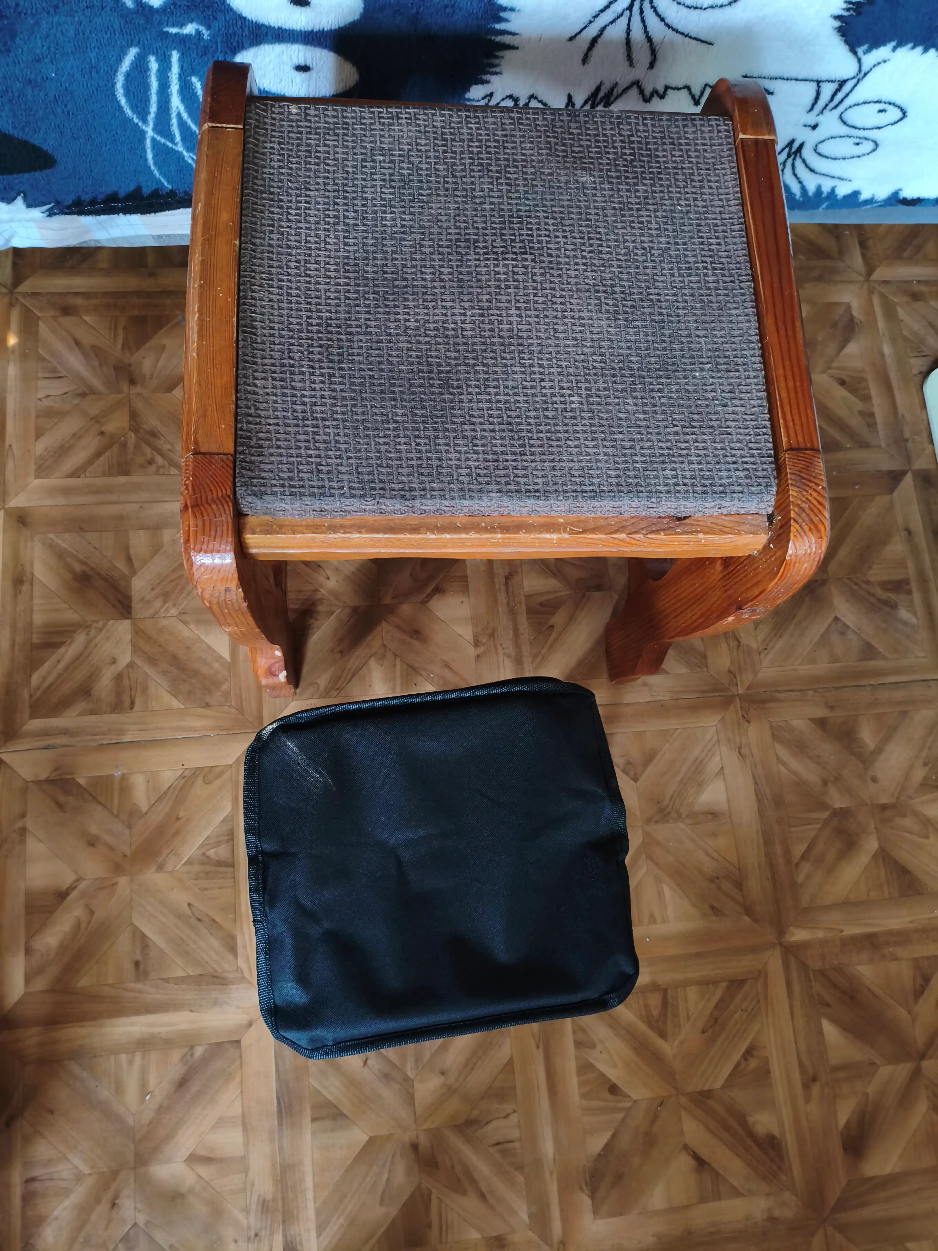 Yig‘iladigan mini-stul, turistik, ko‘chma