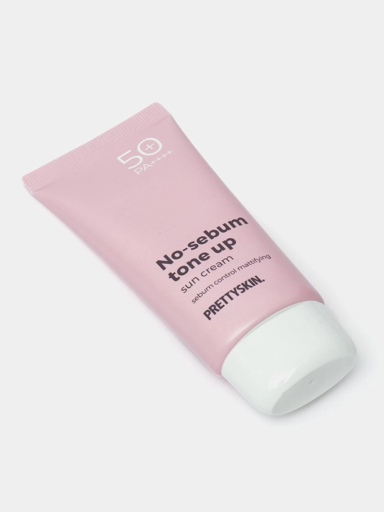 Yuz uchun namlovchi, quyoshdan himoyalovchi krem Pretty Skin, SPF50+, PA++++, 4 xil, 70 ml