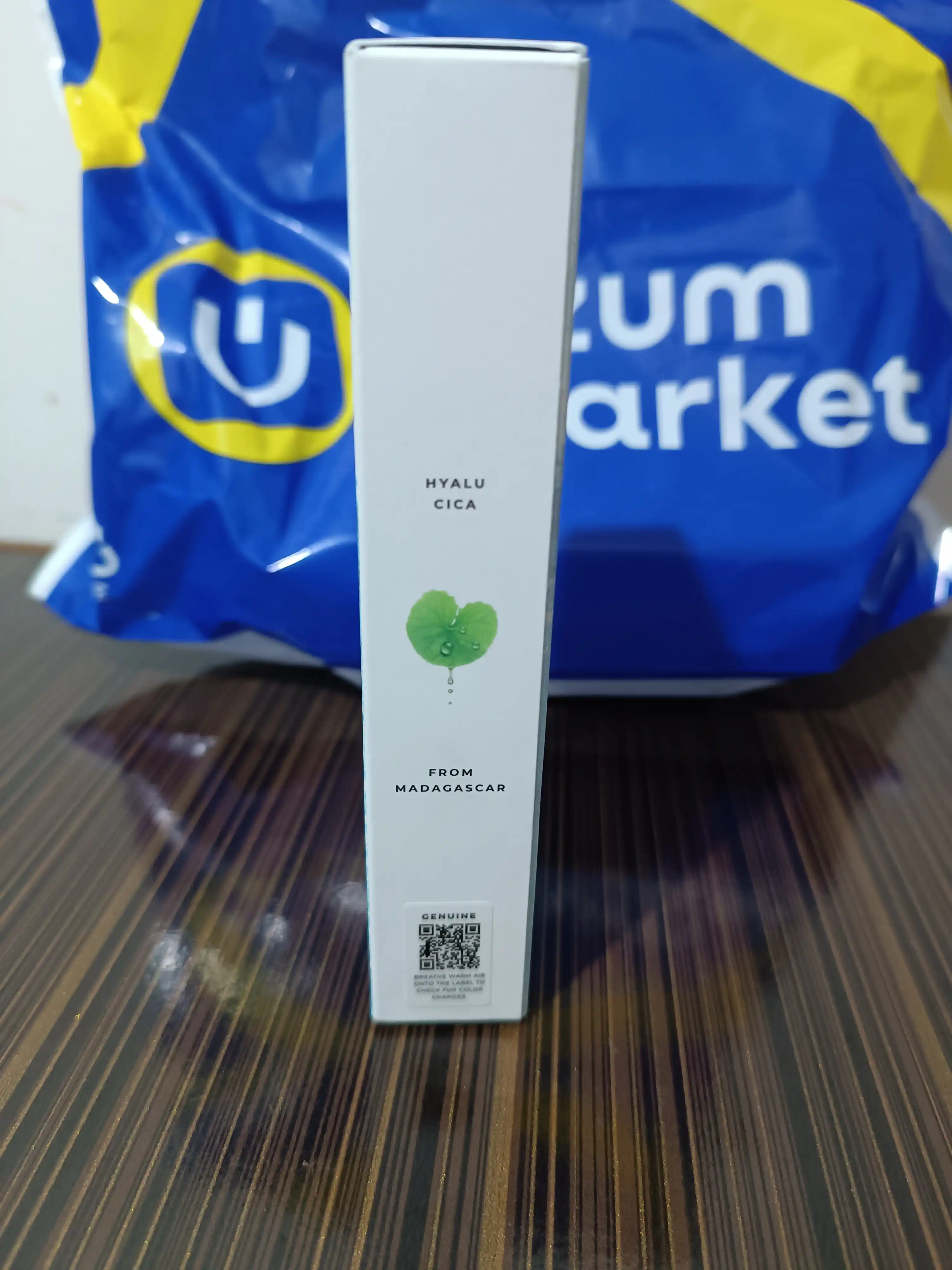 Yuz uchun Hyalu-Cica Water-Fit Skin 1004 SPF50 quyoshdan himoyalovchi kremi, 50 ml