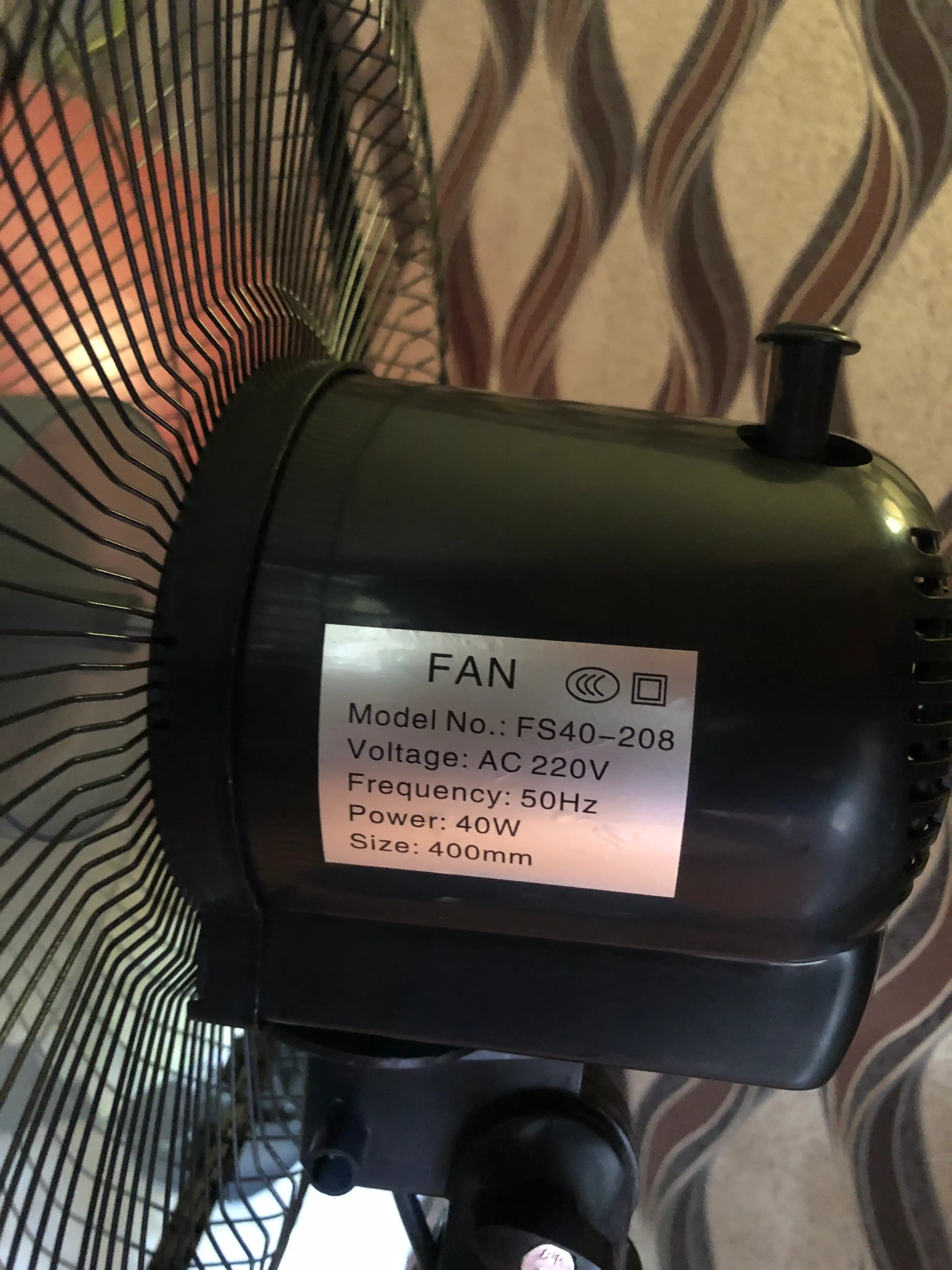 Ventilyator uy va ofis uchun EcoFan, jim va tejamkor