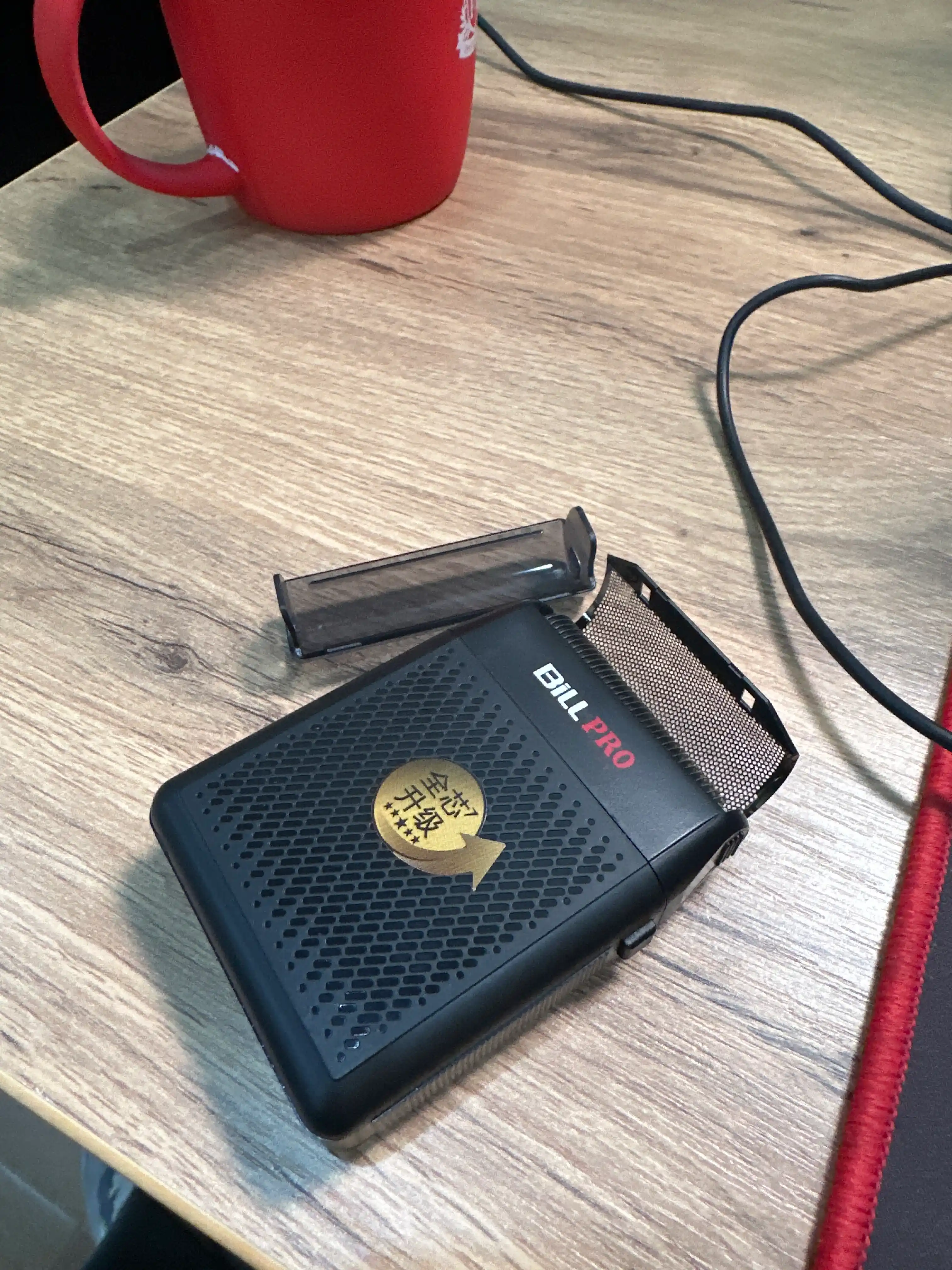 Simsiz elektr ustara Bill Pro Barber BL-400, Тype-С quvvatlagichli