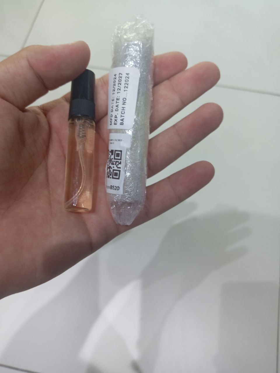 Ayollar atirlari Libre, parfyumlangan suvi YSL Libre, 100 ml, 10 ml, 5 ml, 3 ml
