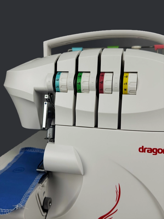 Dragonfly DF954 ko‘p funksiyali overlock tikuv mashinasi