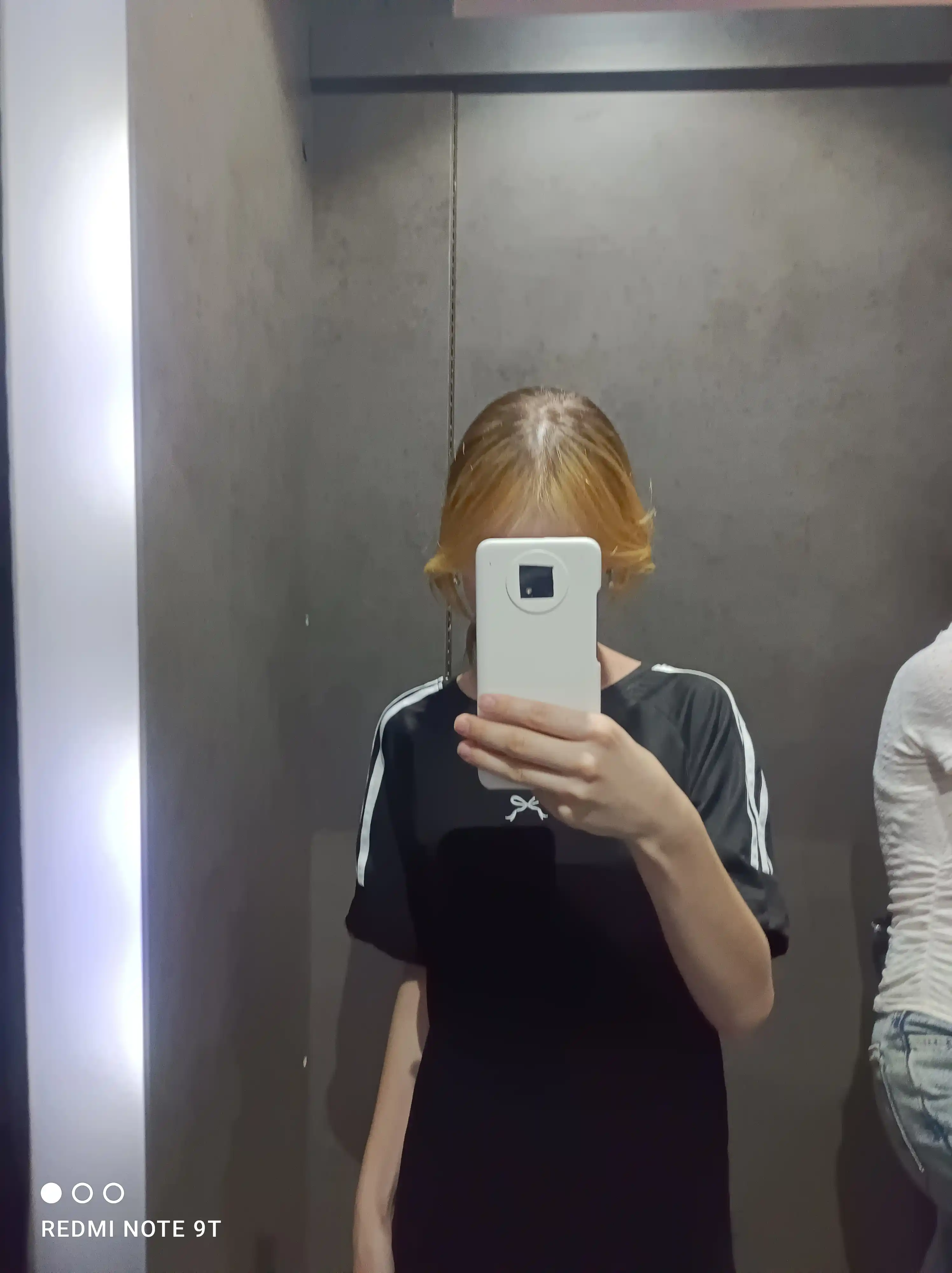 Yozgi ayollar kostyumi - ikki baho, ayollar to‘plami, futbolka va shortiklar - EllyFashion