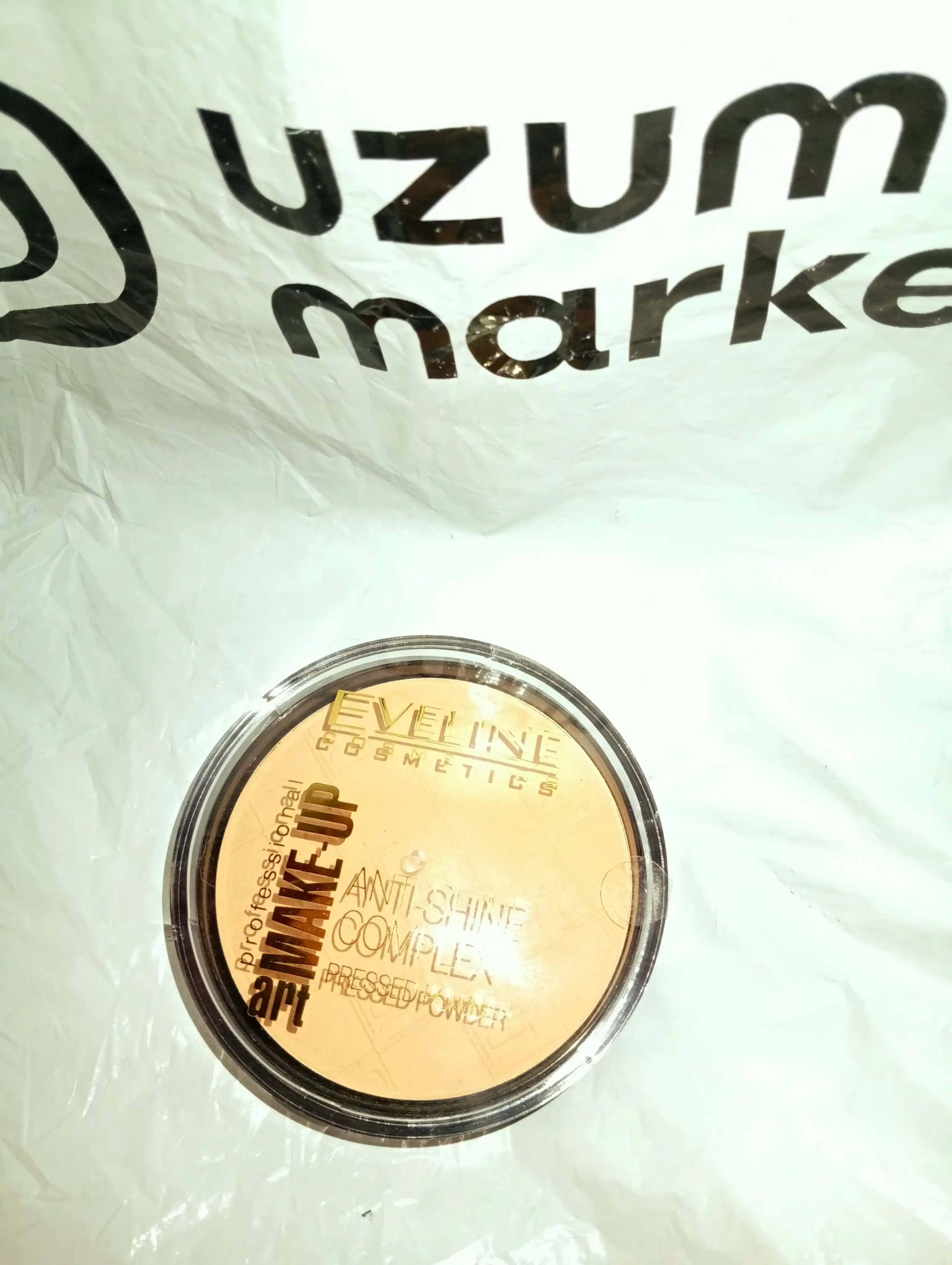Пудра Eveline Anti Shine, матирующая минеральная, тон 32